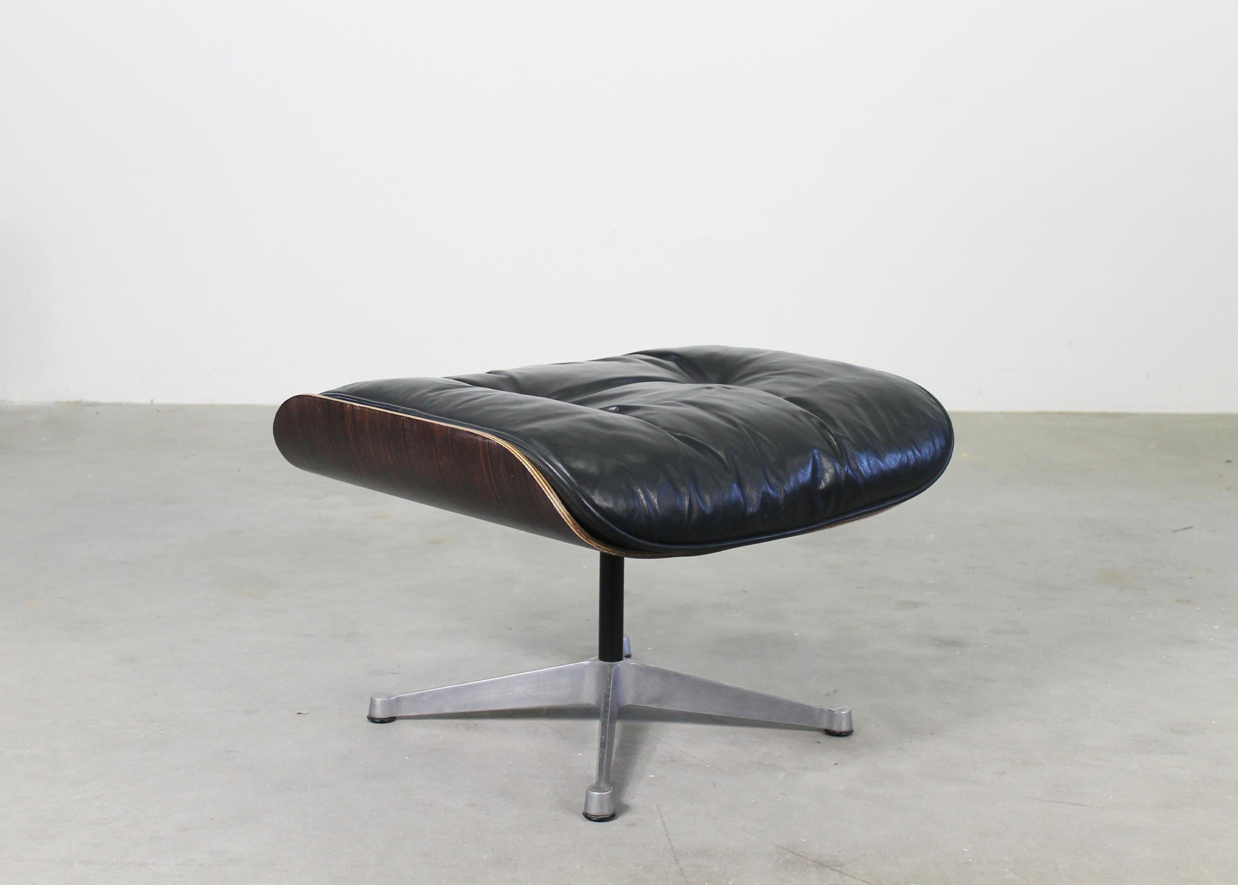 Charles & Ray Eames Lounge Chair and Ottoman by Herman Miller 1970-80ca. 3