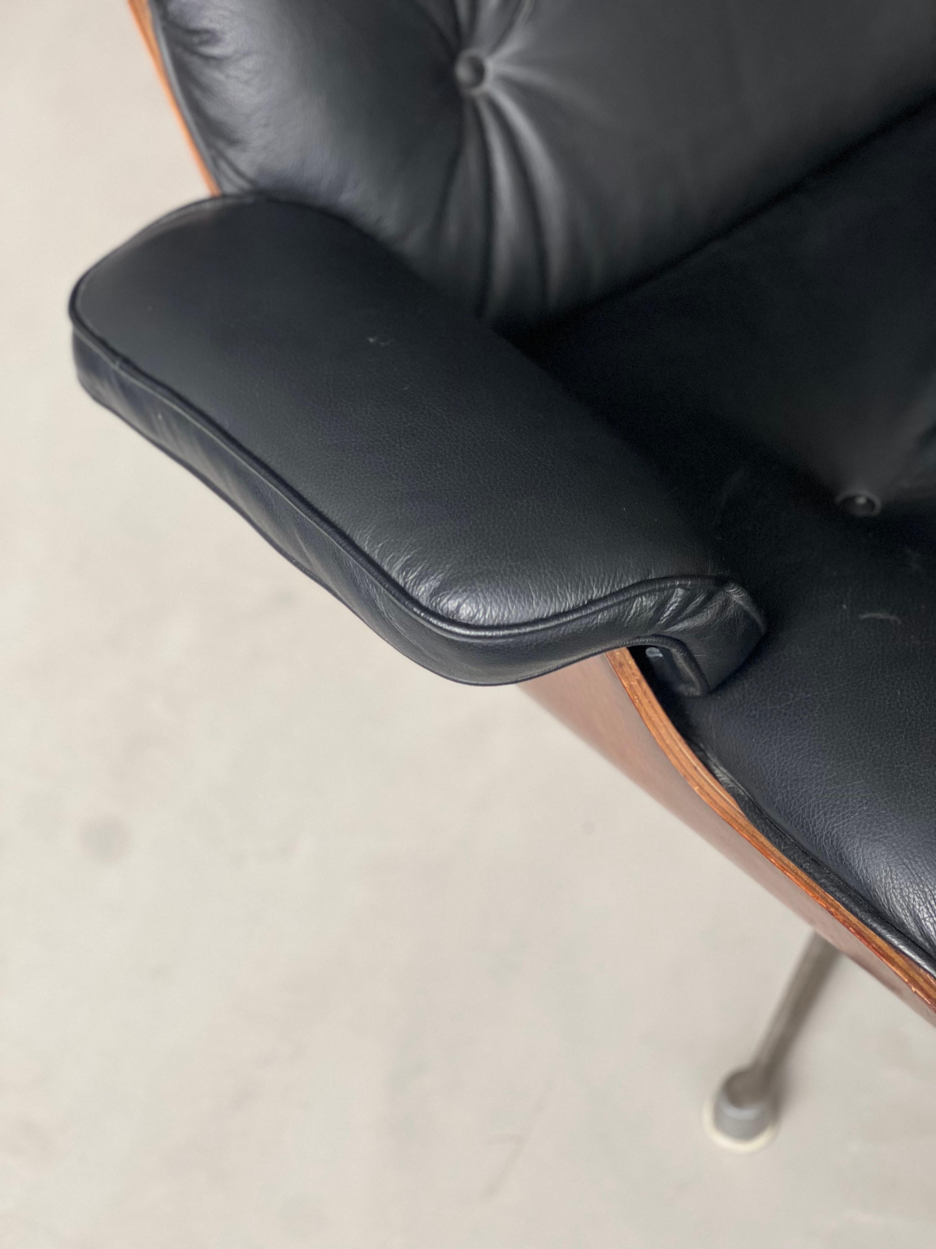 Rare First Series Charles & Ray Eames Lounge Chair and Ottoman by Herman Miller For Sale 6
