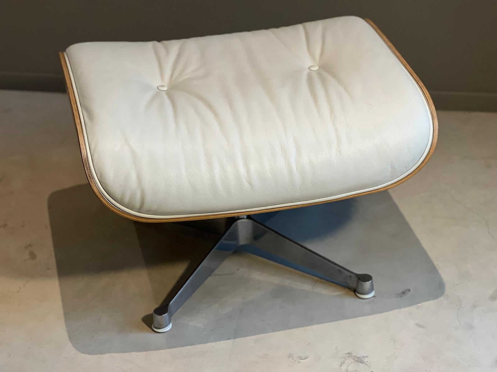 Sillones Charles and Ray Eames Edición Vitra 1990 6