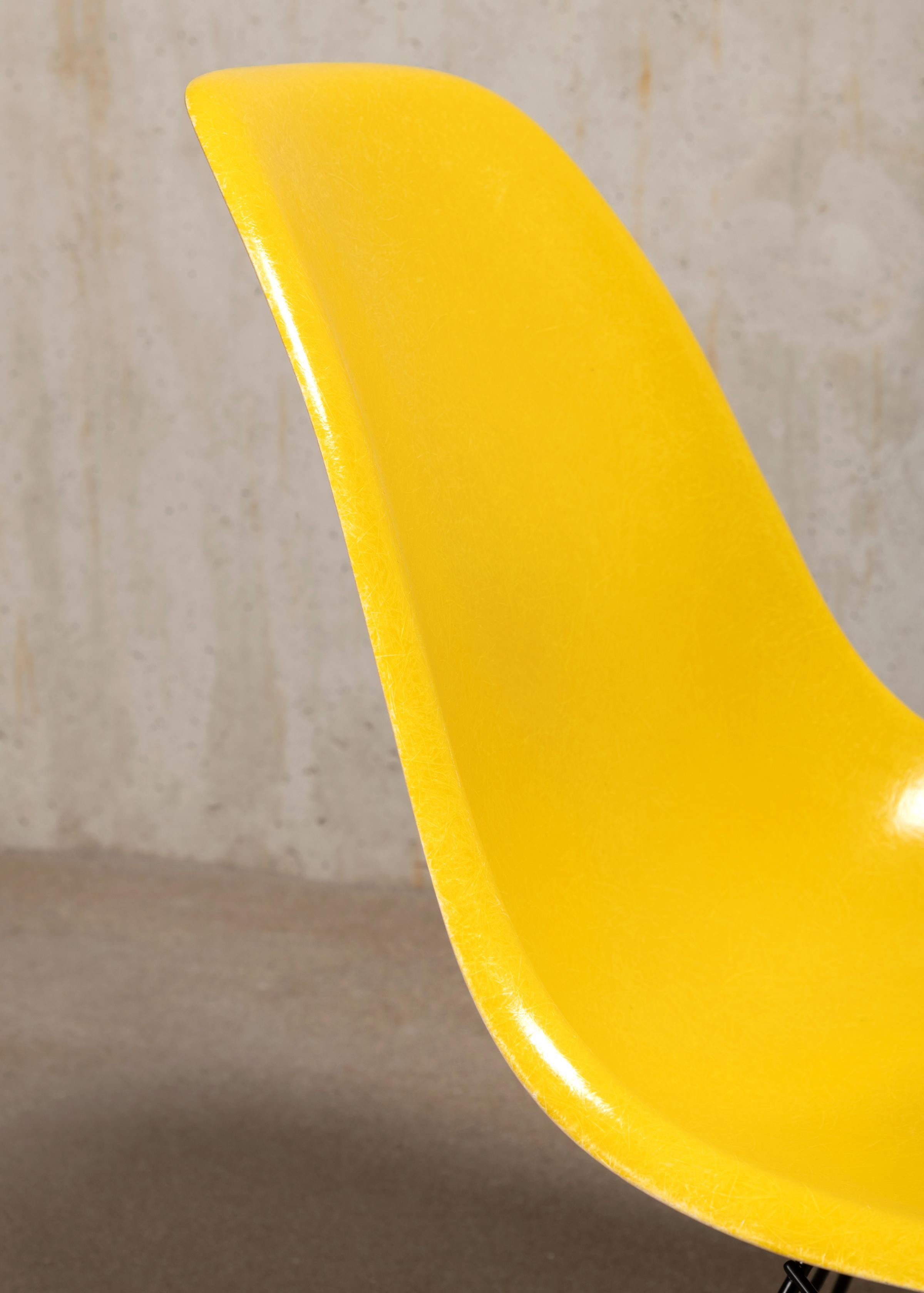 Metal Charles & Ray Eames LSR Lounge Chair in Bright Yellow for Herman Miller