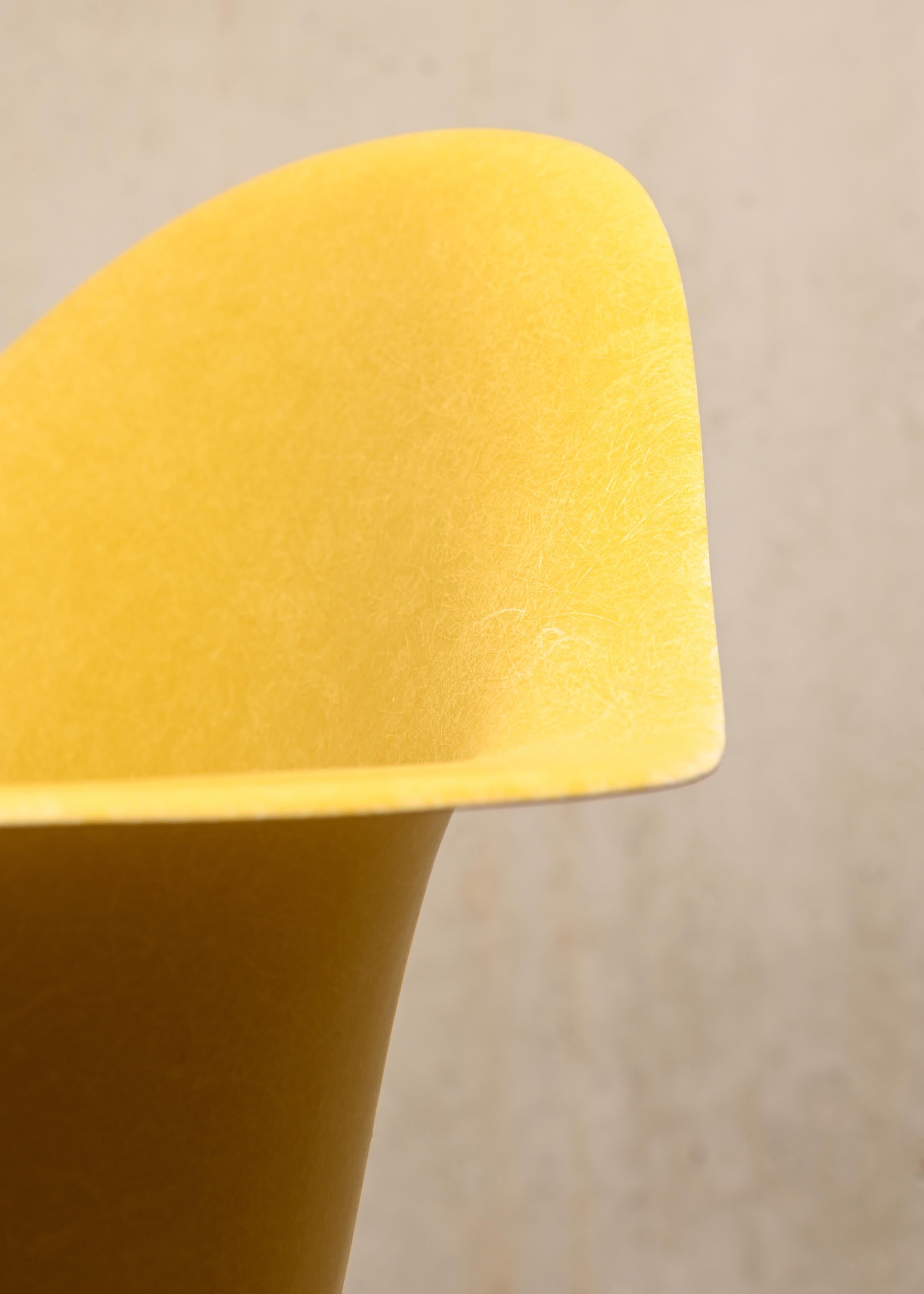Charles & Ray Eames Max Armchair in Canary Yellow Fiberglass for Herman Miller 7