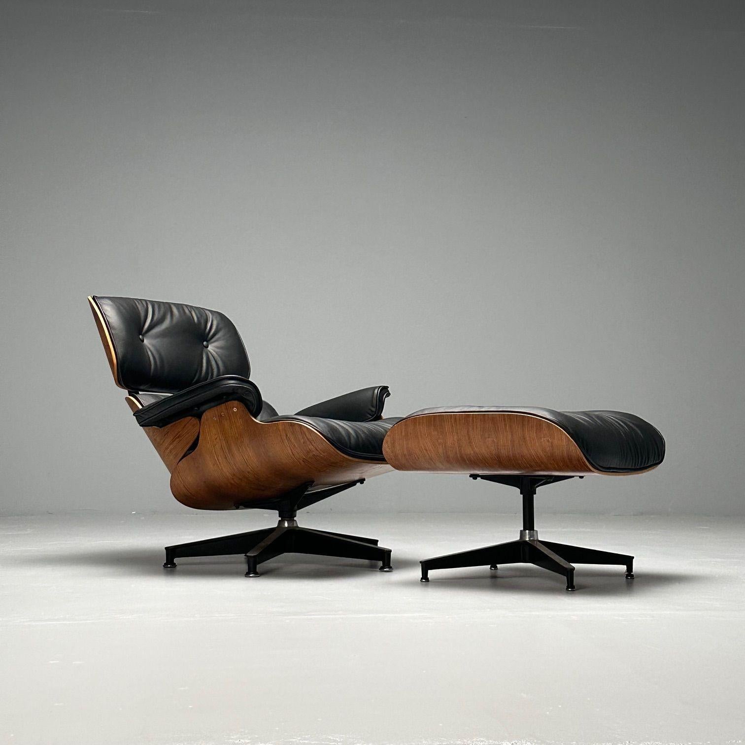 Charles & Ray Eames, Mid-Century Modern, Eames Lounge Chair, Black Leather, Wood For Sale 1