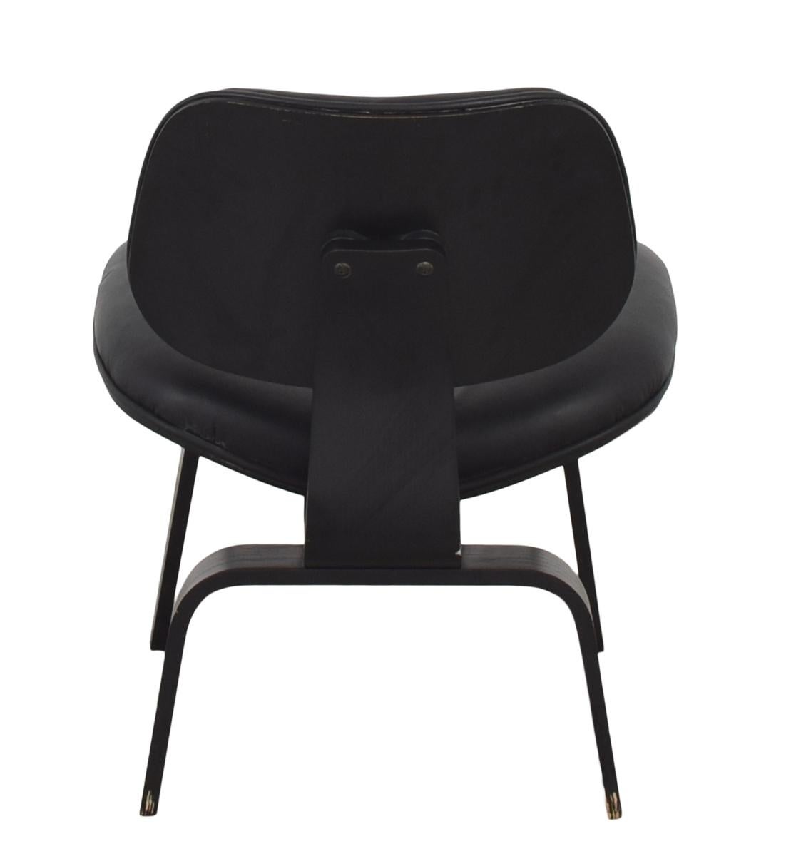 20th Century Charles, Ray Eames Molded Plywood Chair, Black Birch and Leather, Herman Miller