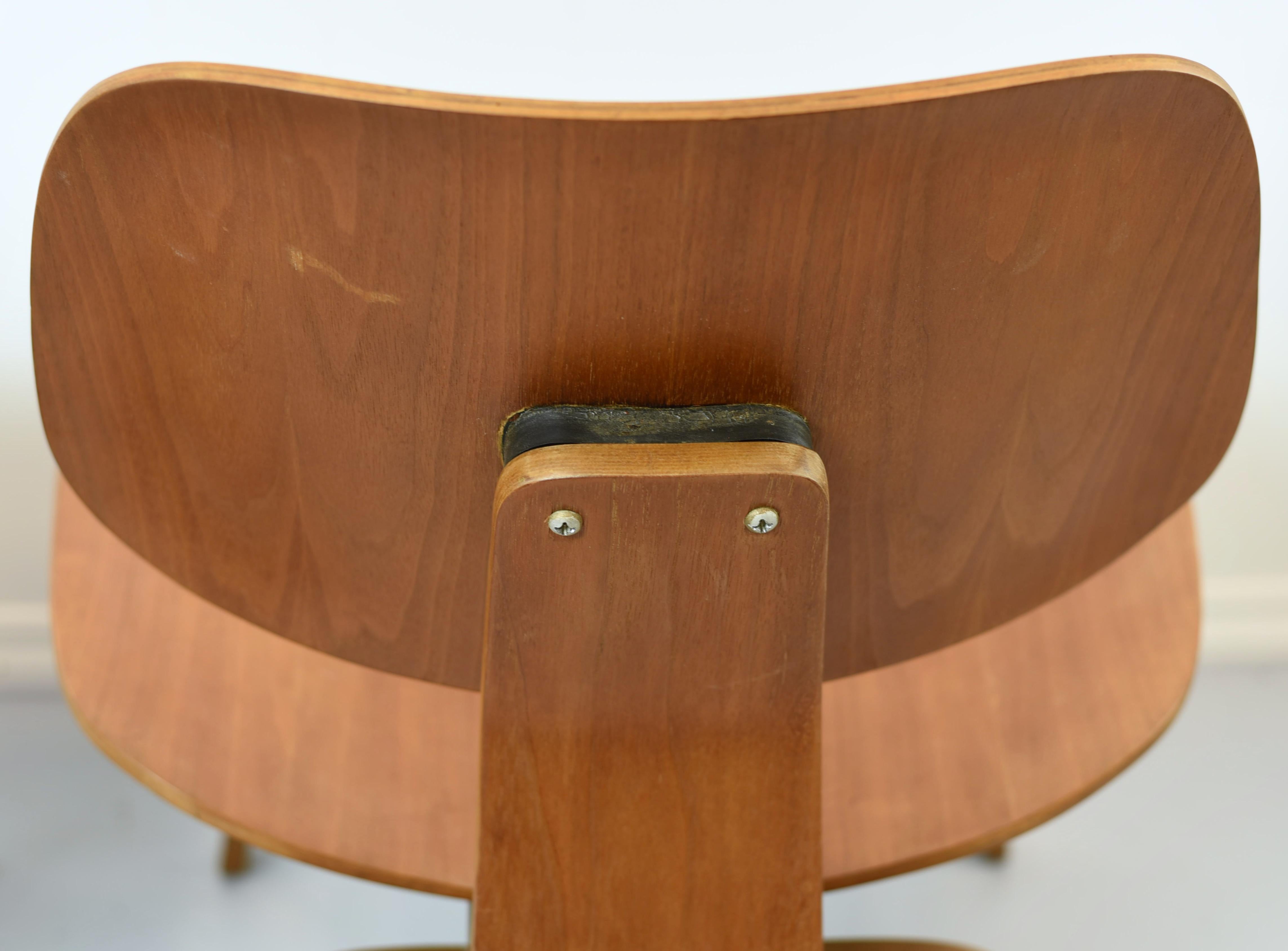20th Century Charles Ray Eames Pair Evans Production LCW Lounge Chairs