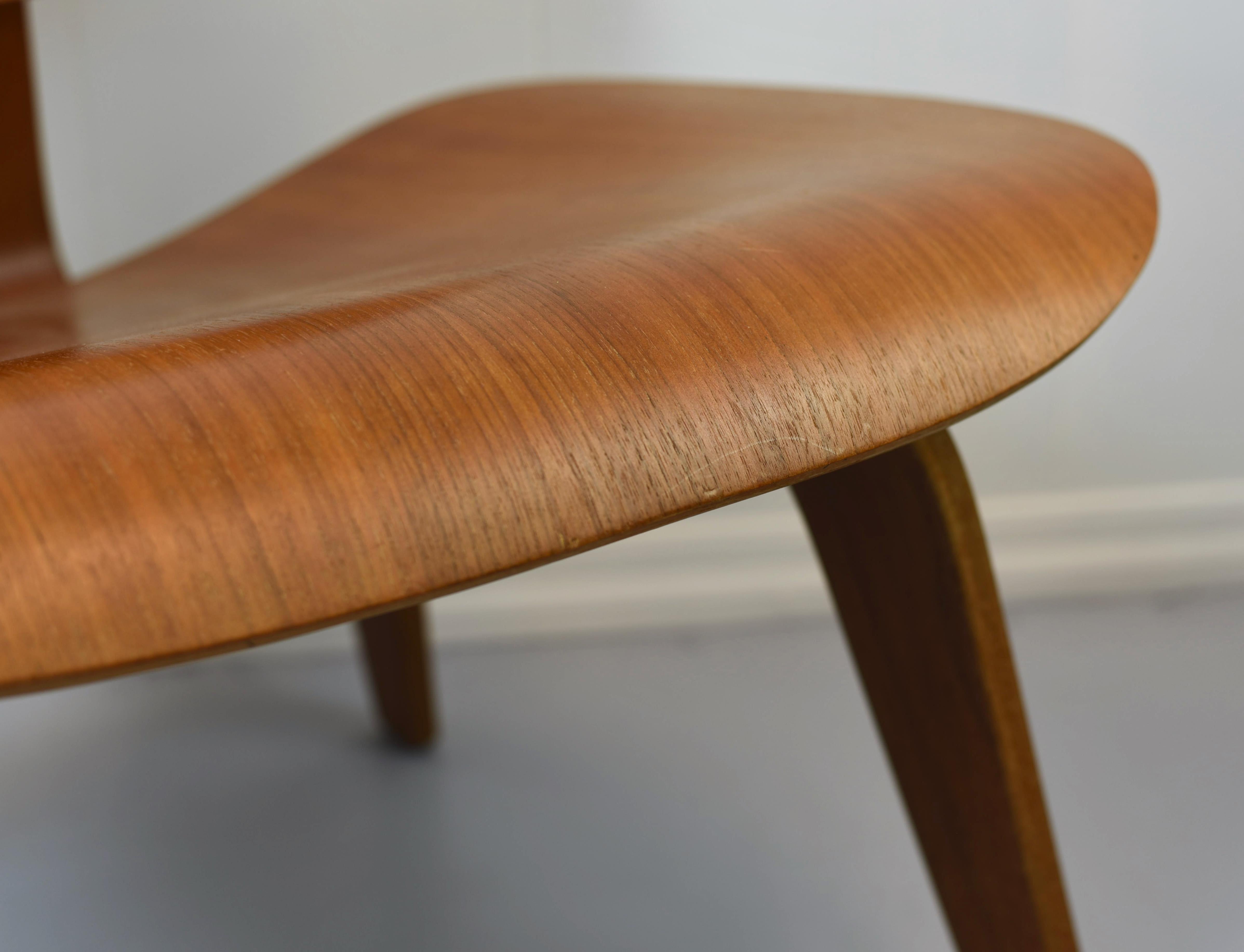 Charles Ray Eames Pair Evans Production LCW Lounge Chairs 2