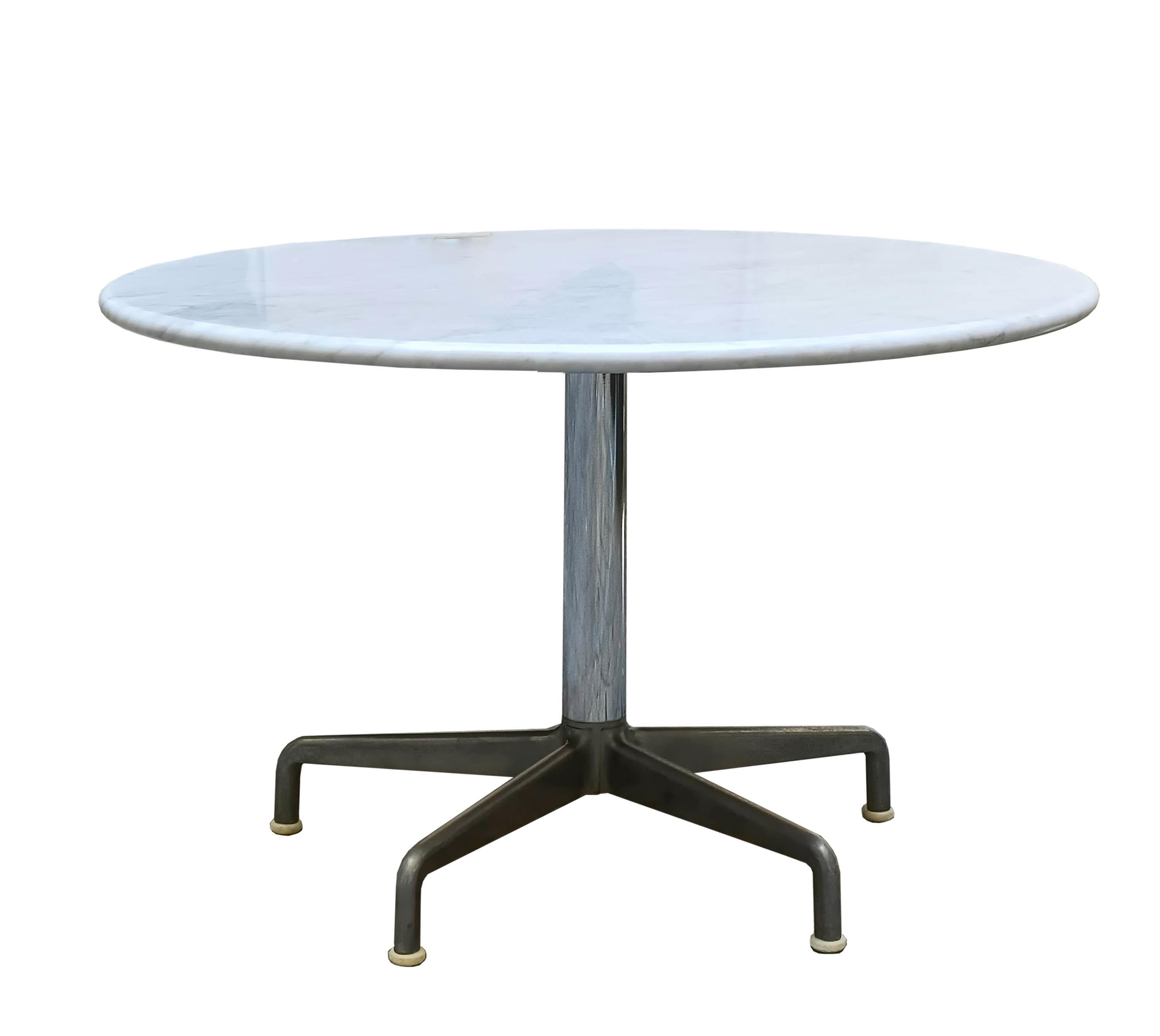 Mid-20th Century Charles & Ray Eames for Herman Miller 