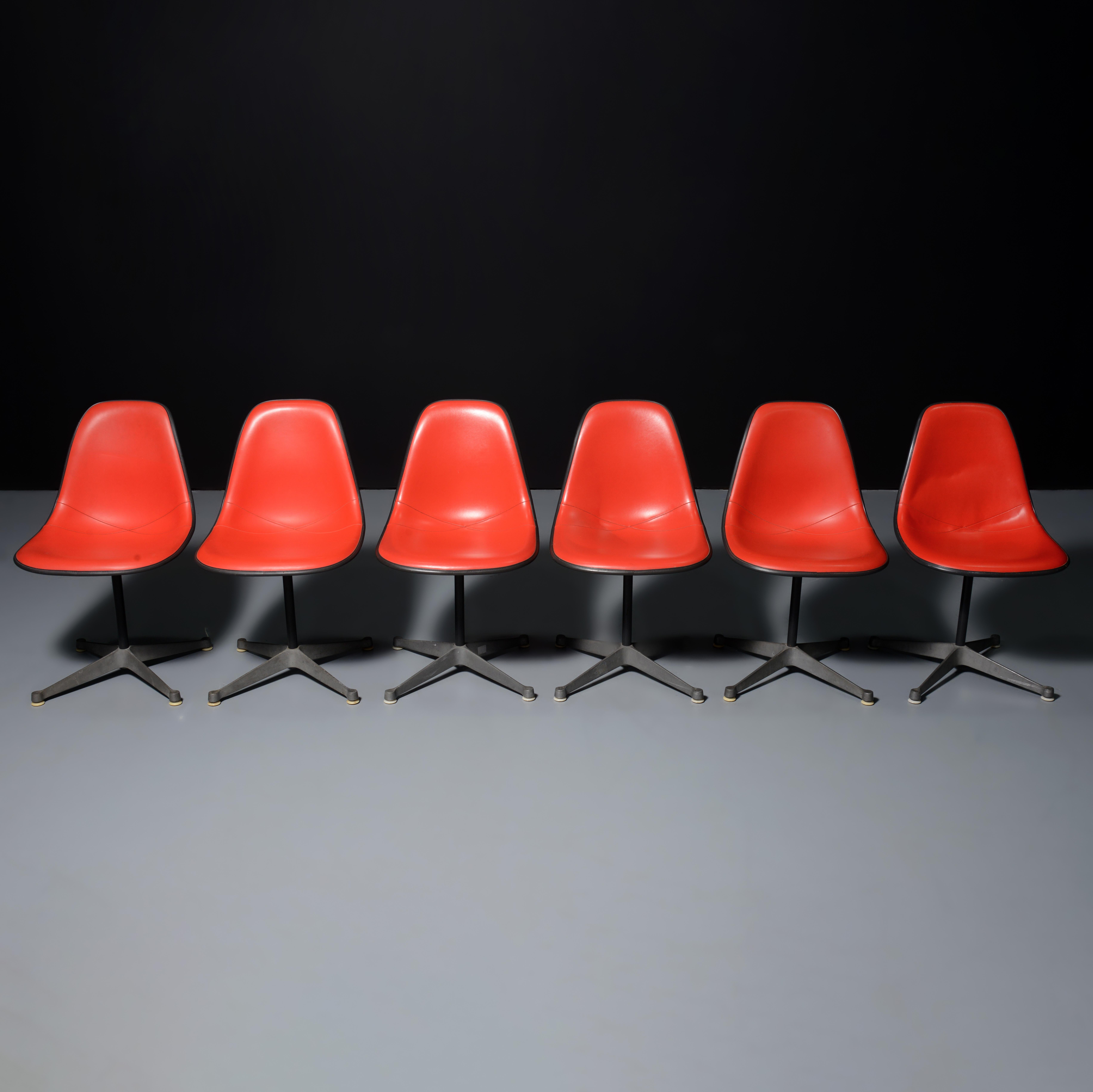 Americano Sedie girevoli PSC di Charles and Ray Eames, set di 6 pezzi in vendita
