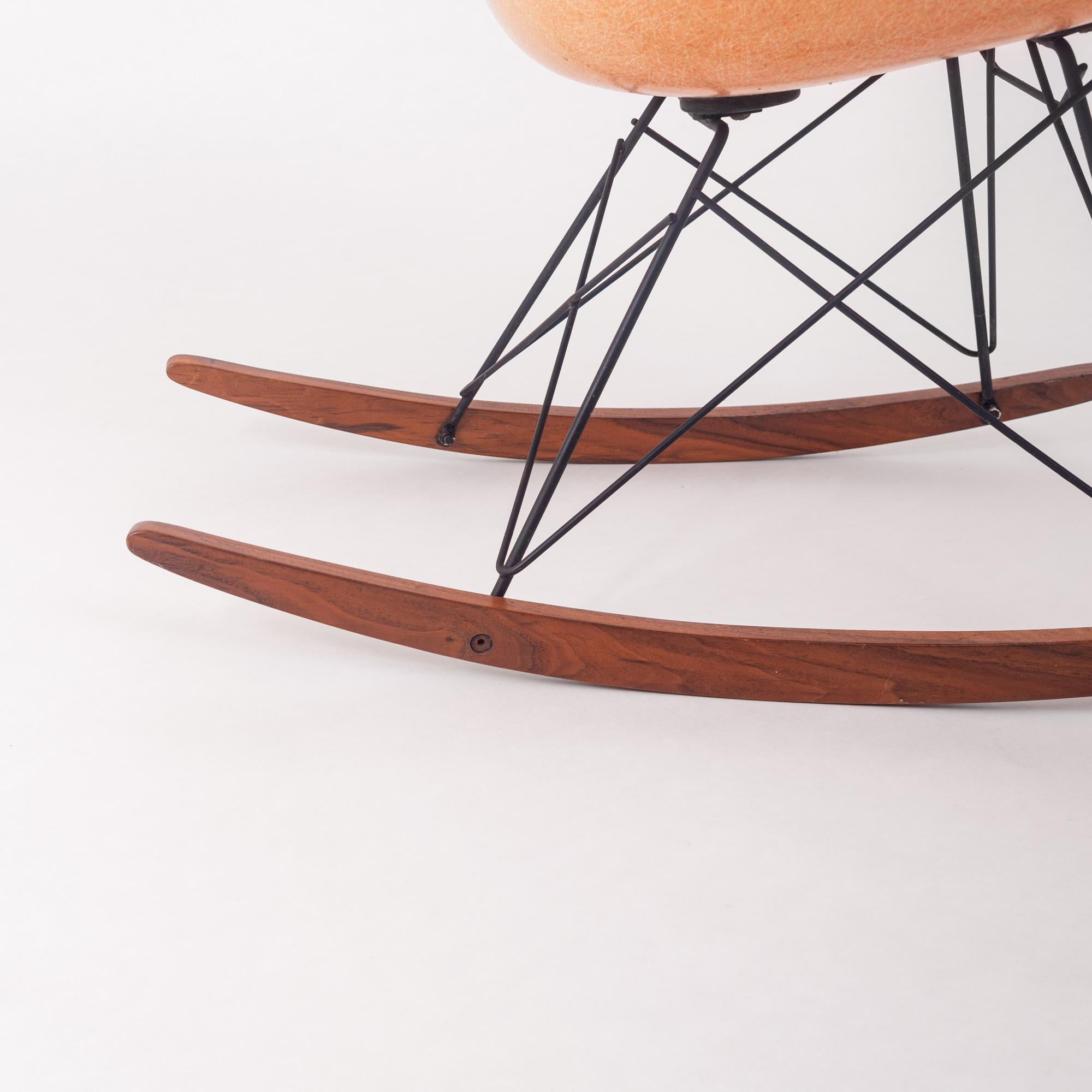 Mid-Century Modern Charles & Ray Eames RAR Rocking Chair “Zenith”