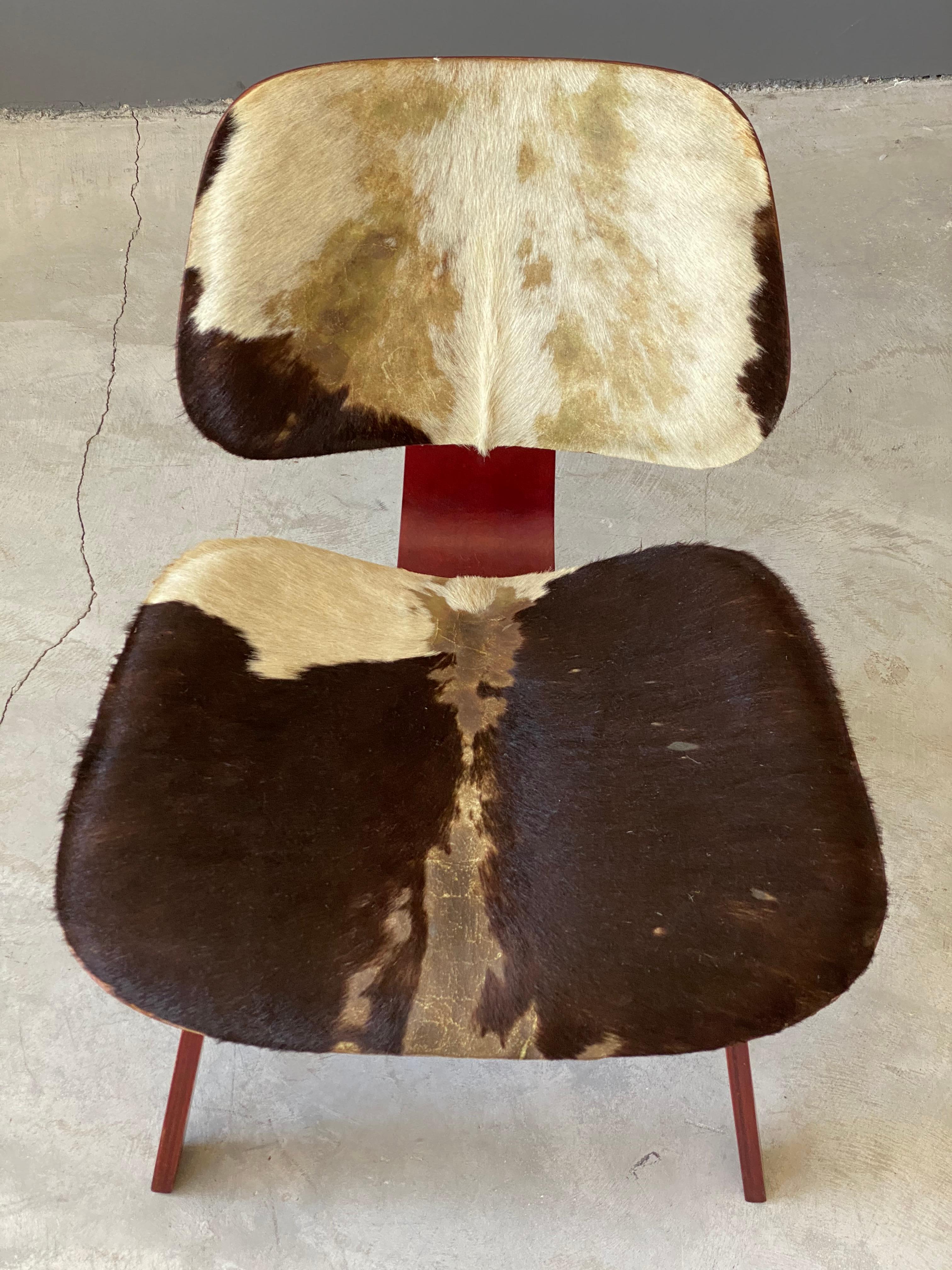 American Charles & Ray Eames, Rare & Early LCW, Aniline Red Plywood, Cowhide, USA, 1940s