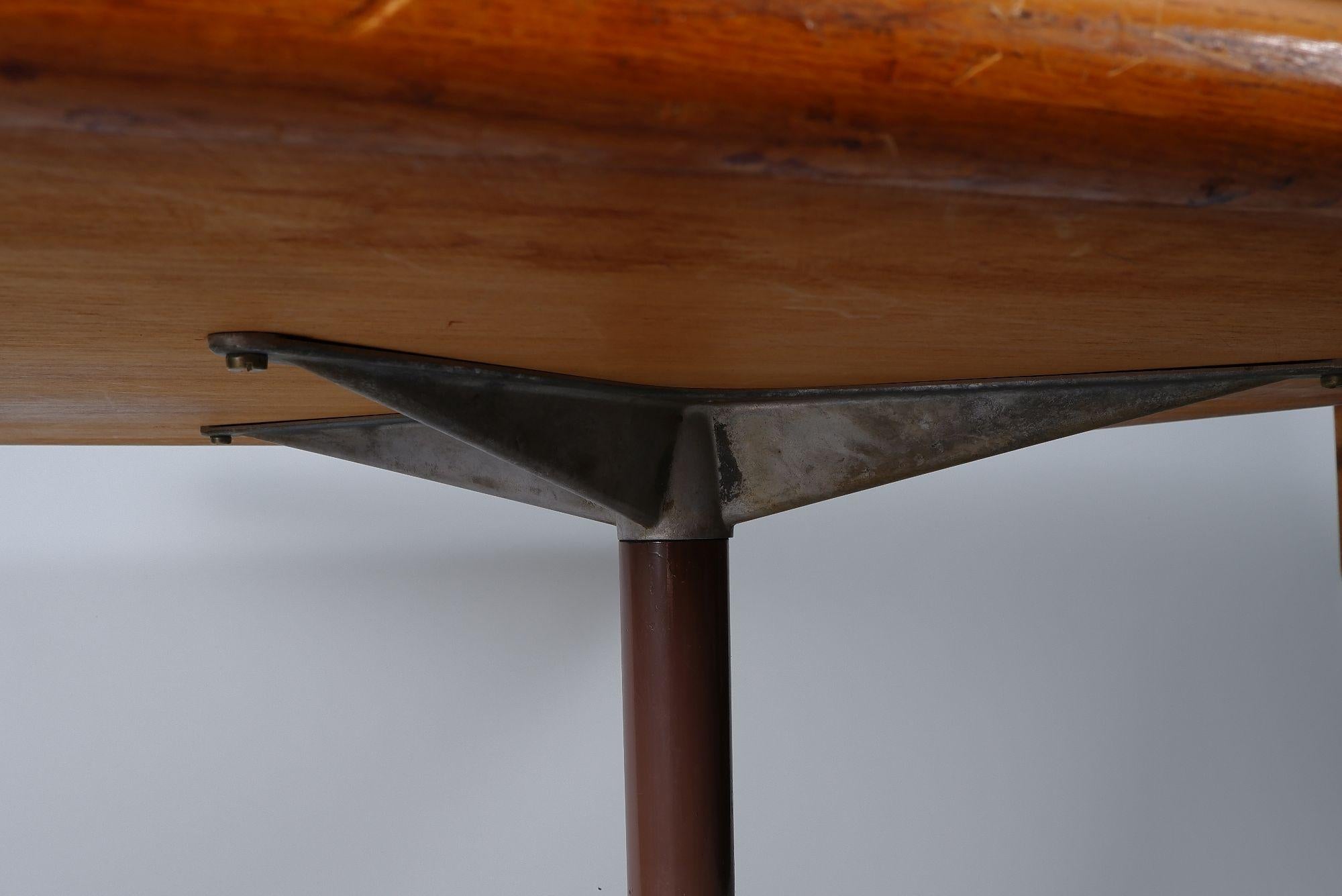 Mid-20th Century Charles & Ray Eames - Segmented Table