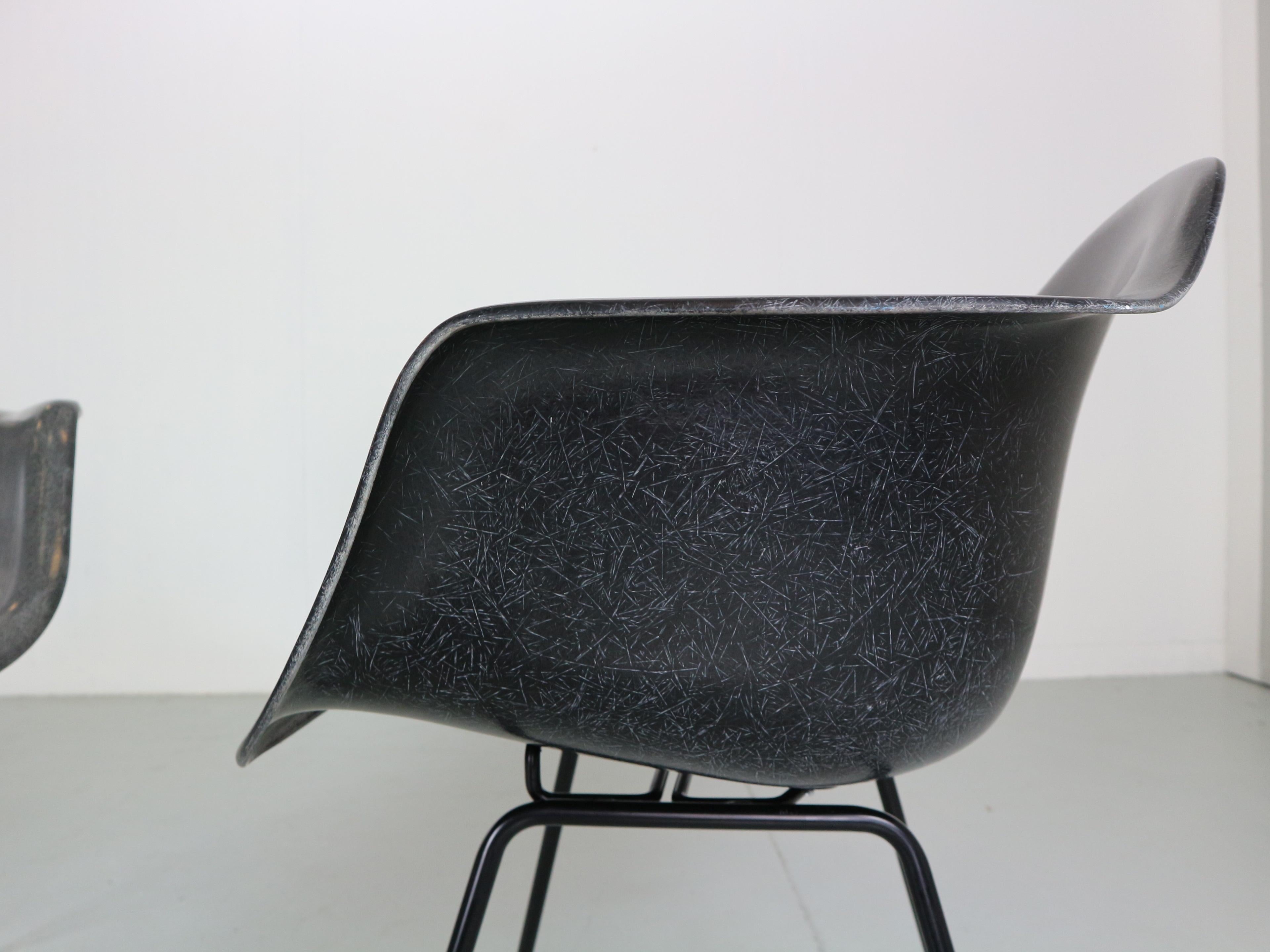 Charles& Ray Eames - Ensemble de 4 fauteuils multicolores pour Modernica, années 1980  7