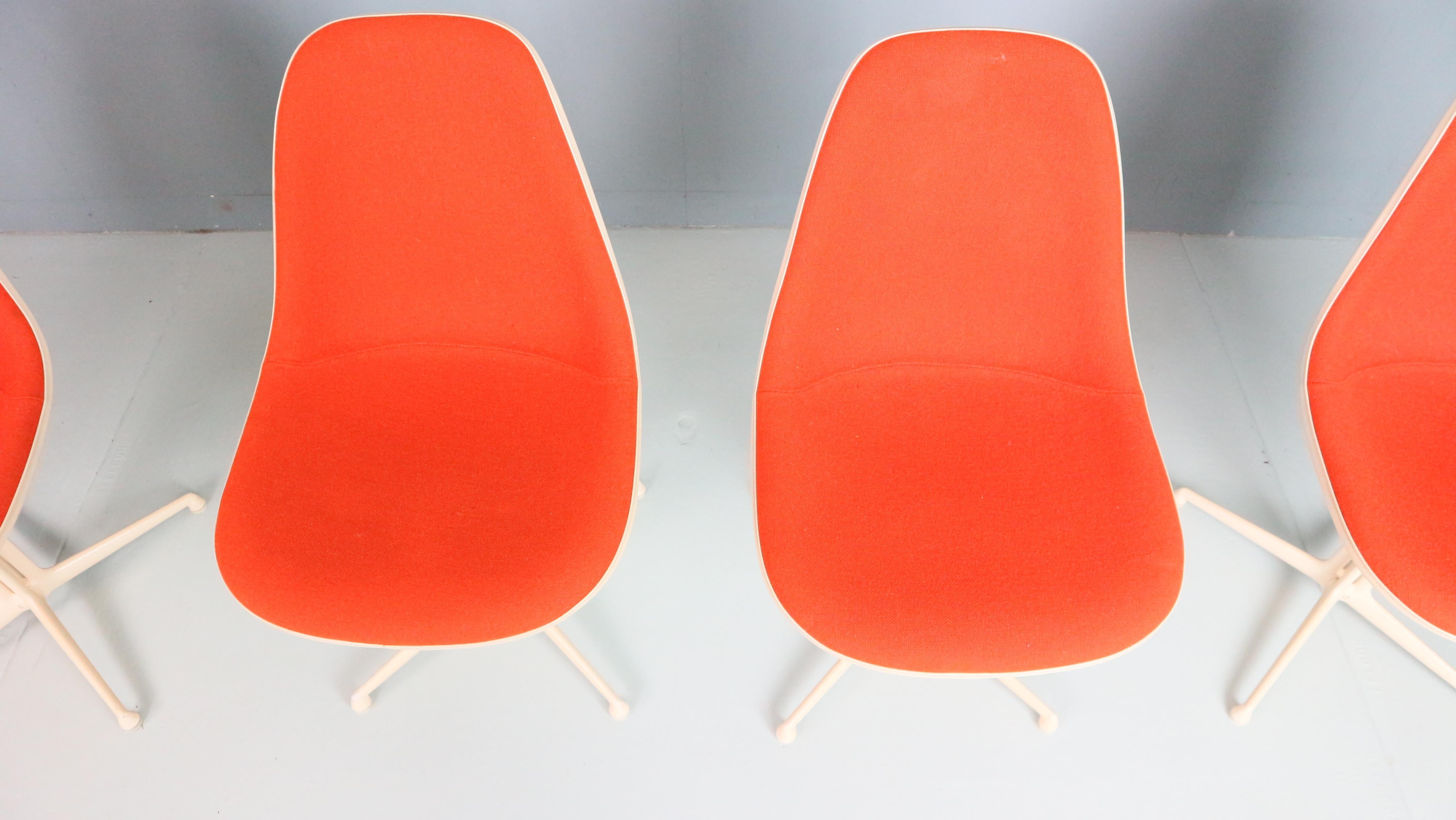Charles & Ray Eames Set of 4 Orange 