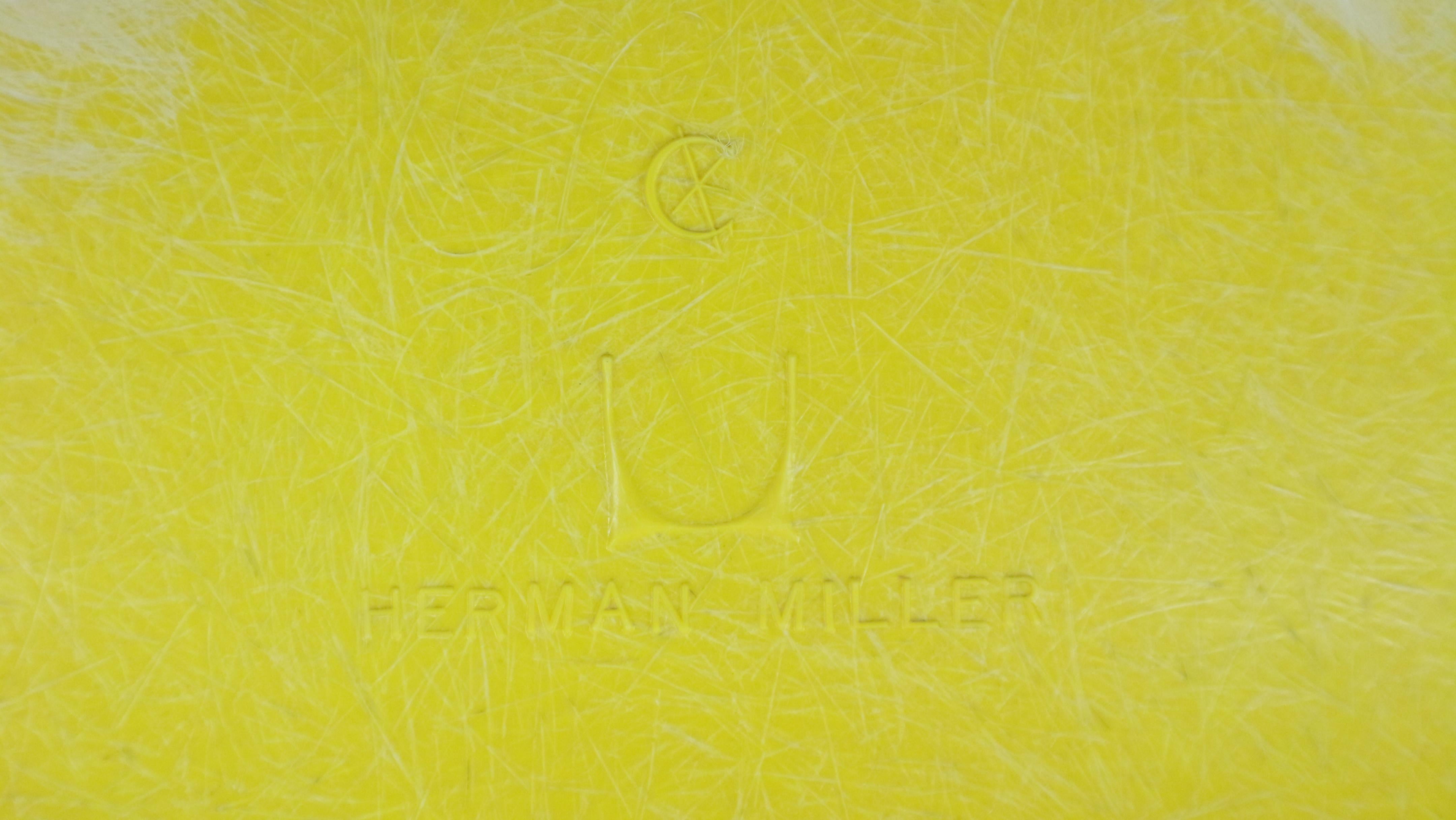 Charles & Ray Eames Set of 4 Yellow 