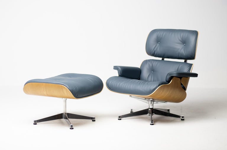 Aluminum Charles & Ray Eames Smoke Blue Leather 670/671 Lounge Chair and Ottoman