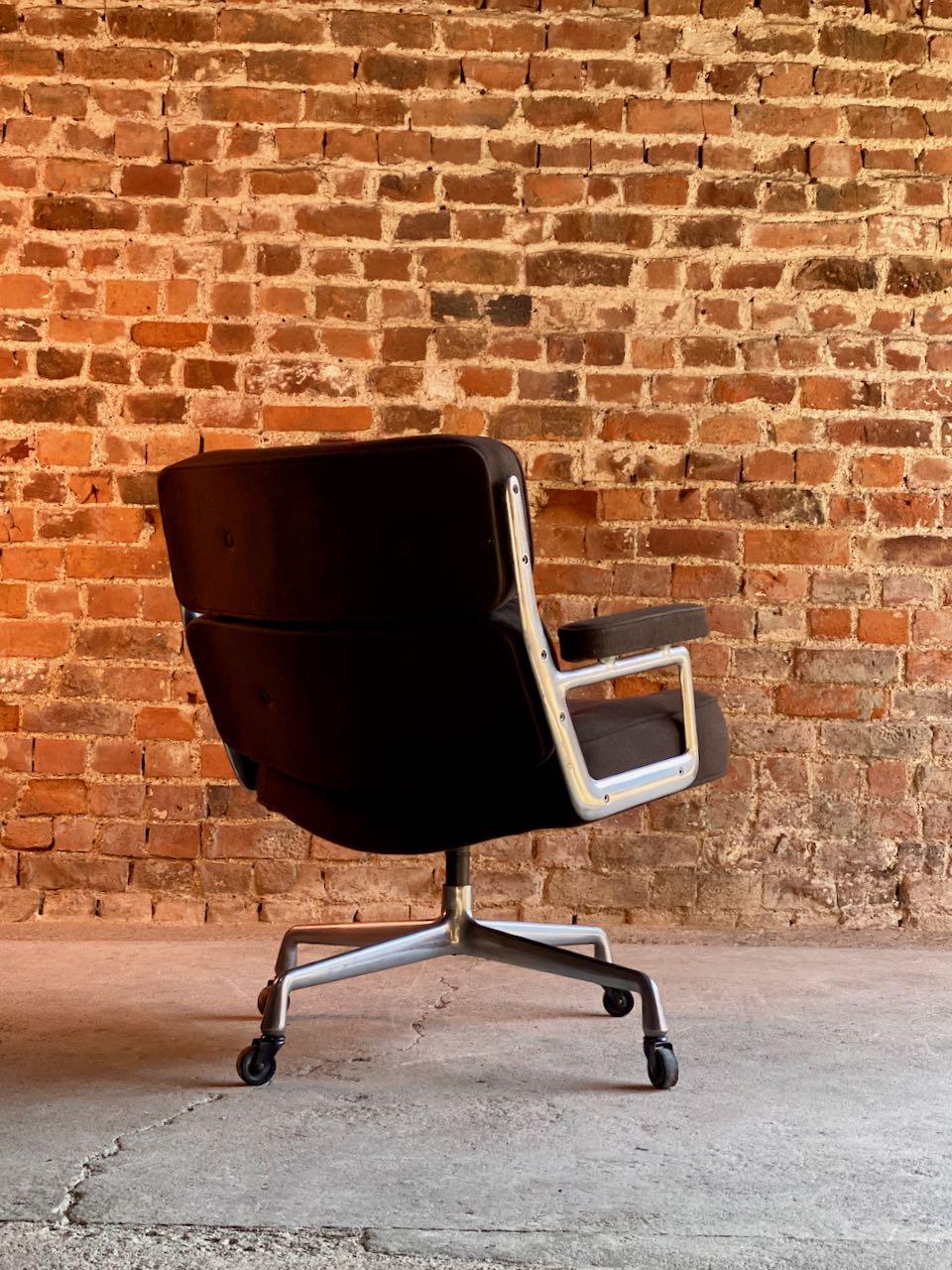 Aluminum Charles & Ray Eames Time Life Lobby Chair by Herman Miller, USA, 1970