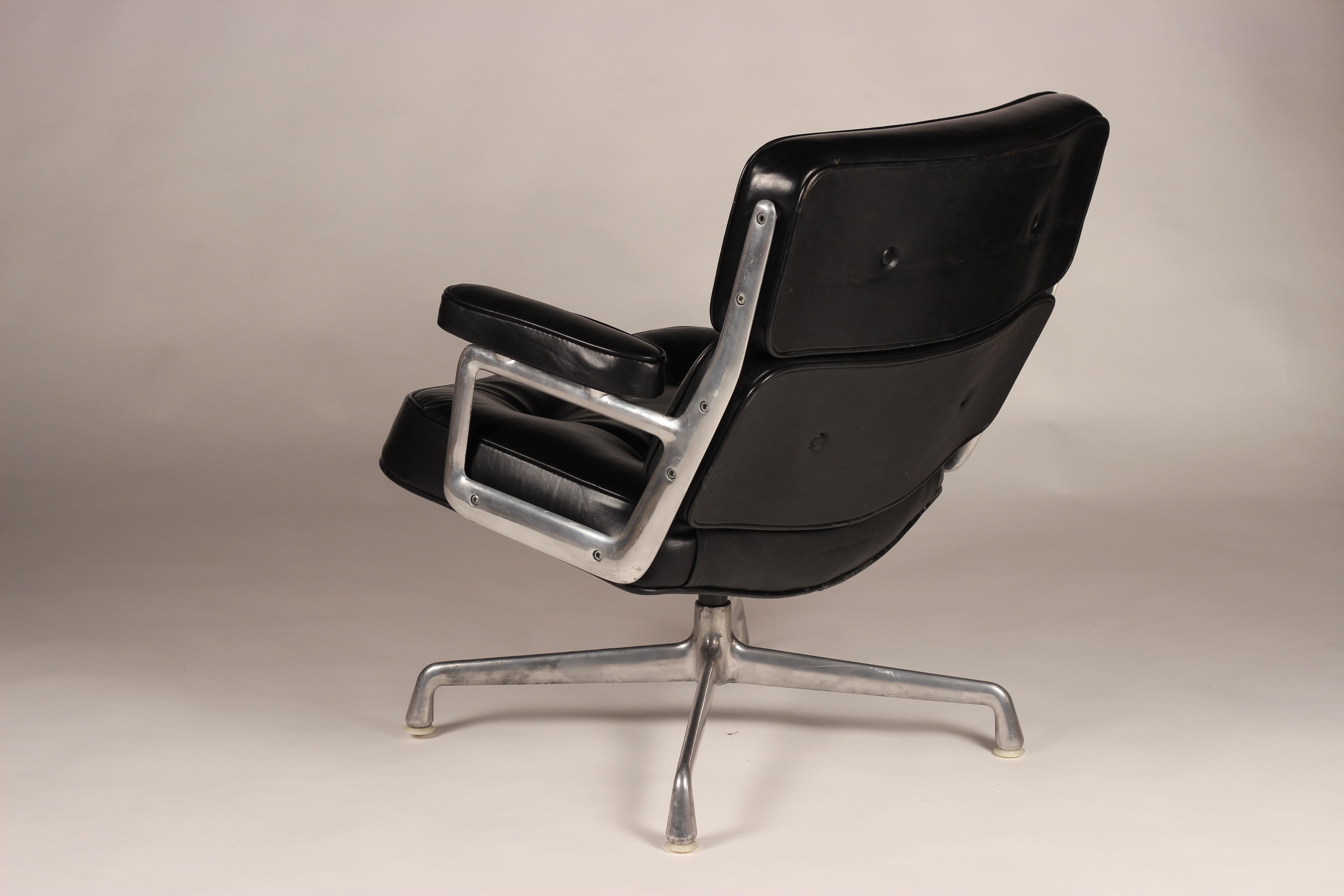 American Charles & Ray Eames Time Life Lobby Chair