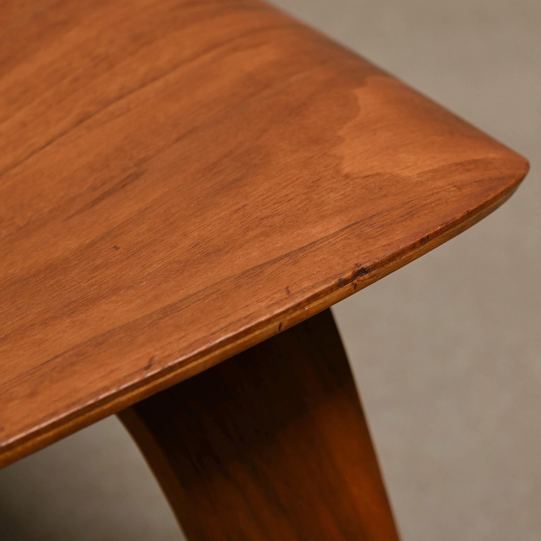 Charles & Ray Eames Vintage LCW Lounge Chair in Walnut Plywood for Herman Miller 9