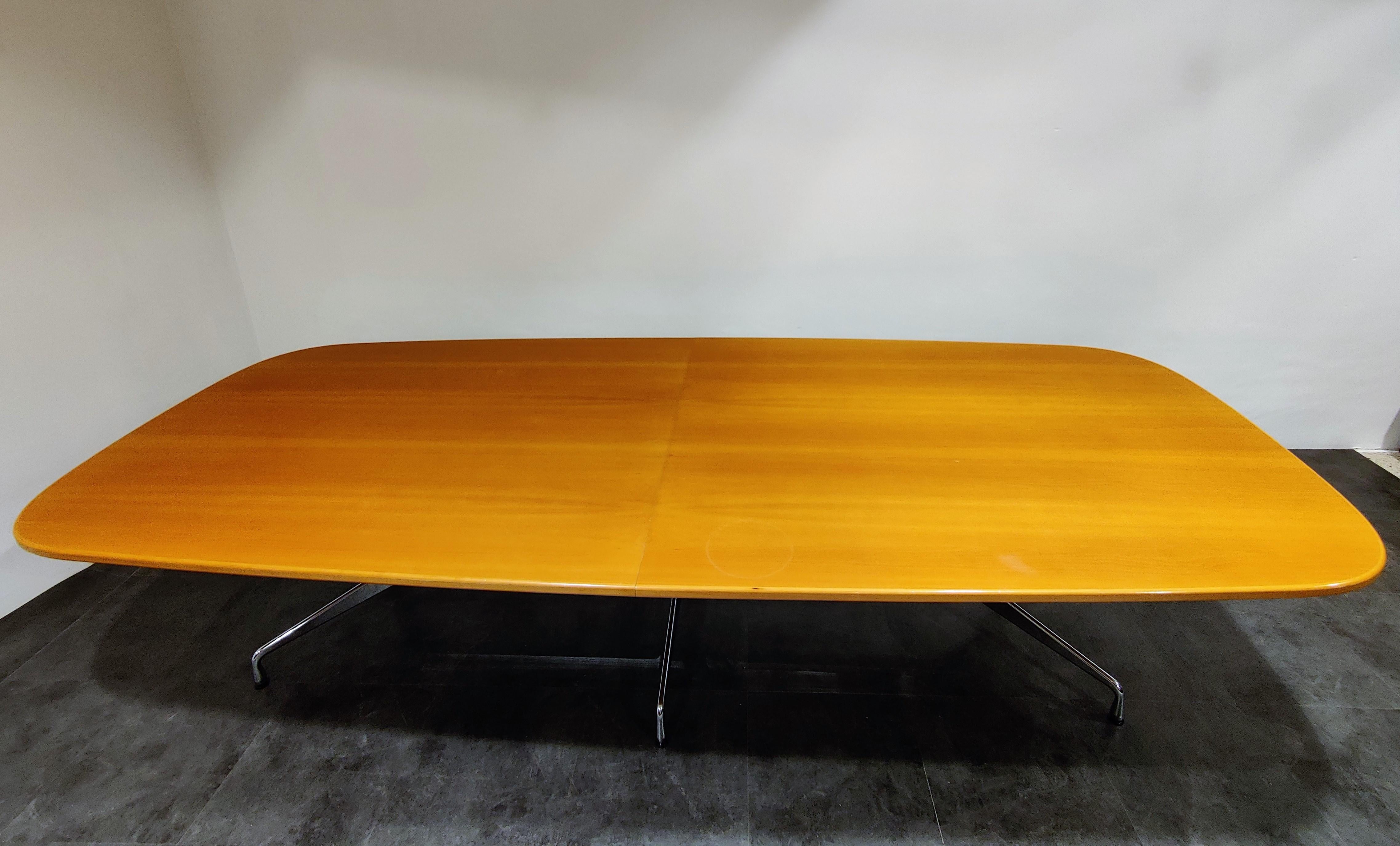 American Charles and Ray Eames, Vitra Segmented Dining or Conference Table, 1990s