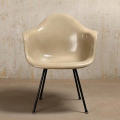 Charles & Ray Eames Max Armchair in Grey Light Fiberglass for Herman Miller