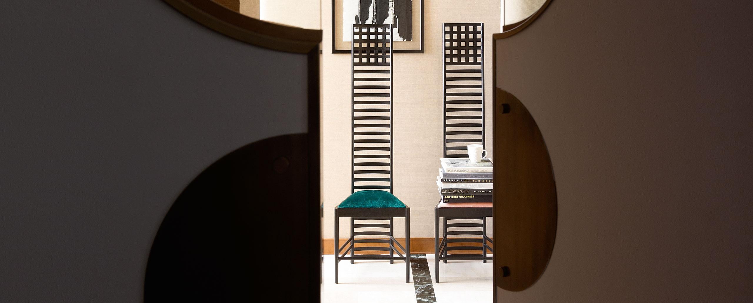 Mid-Century Modern Charles Rennie Mackintosh 292 Hill House Chair by Cassina