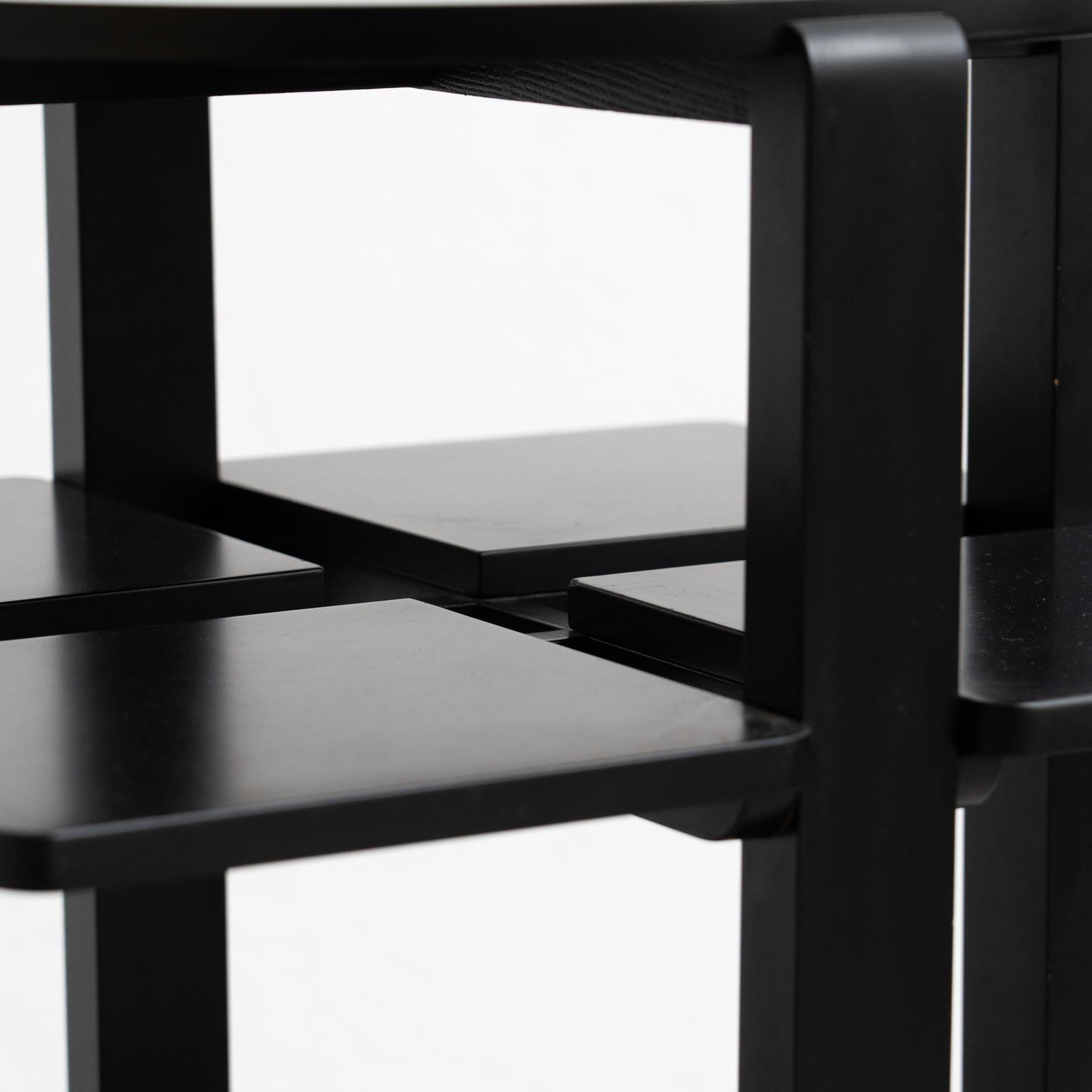 Table d'appoint Domino laquée noire de Charles Rennie Mackintosh, vers 1970 en vente 3