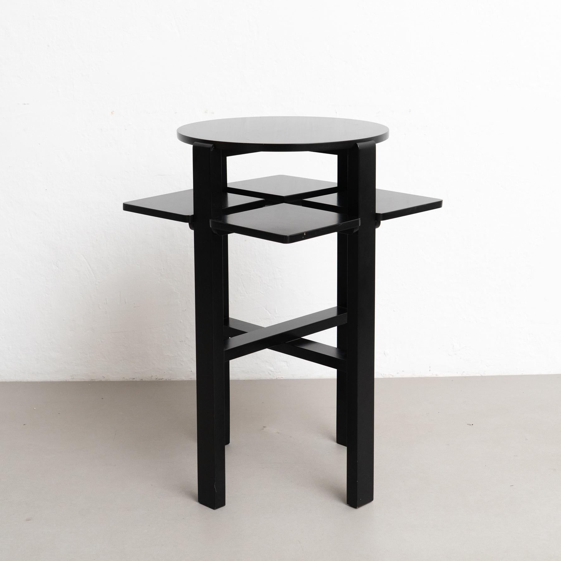 Mesa auxiliar Dominó lacada en negro de Charles Rennie Mackintosh, hacia 1970 Español en venta