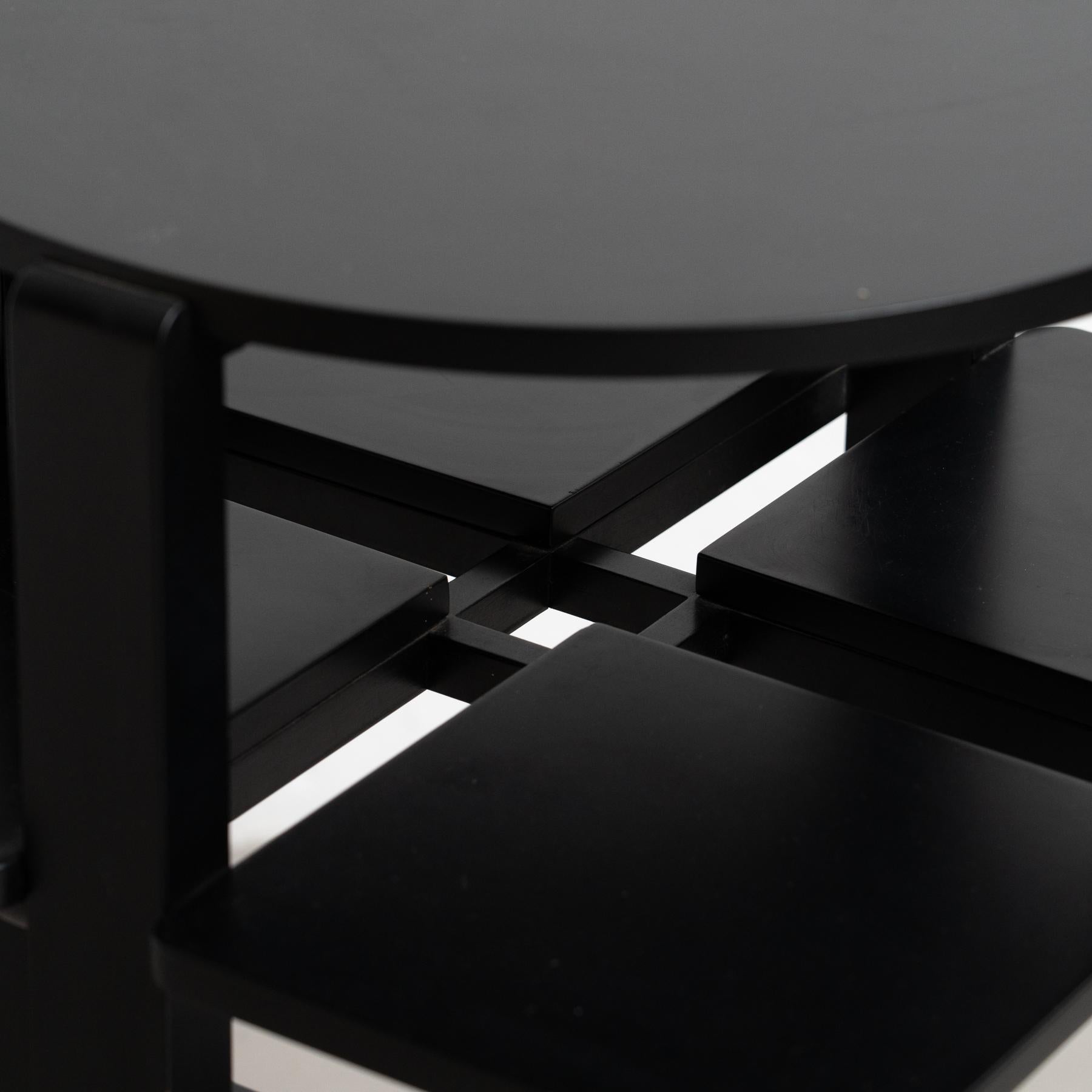 Laqué Table d'appoint Domino laquée noire de Charles Rennie Mackintosh, vers 1970 en vente