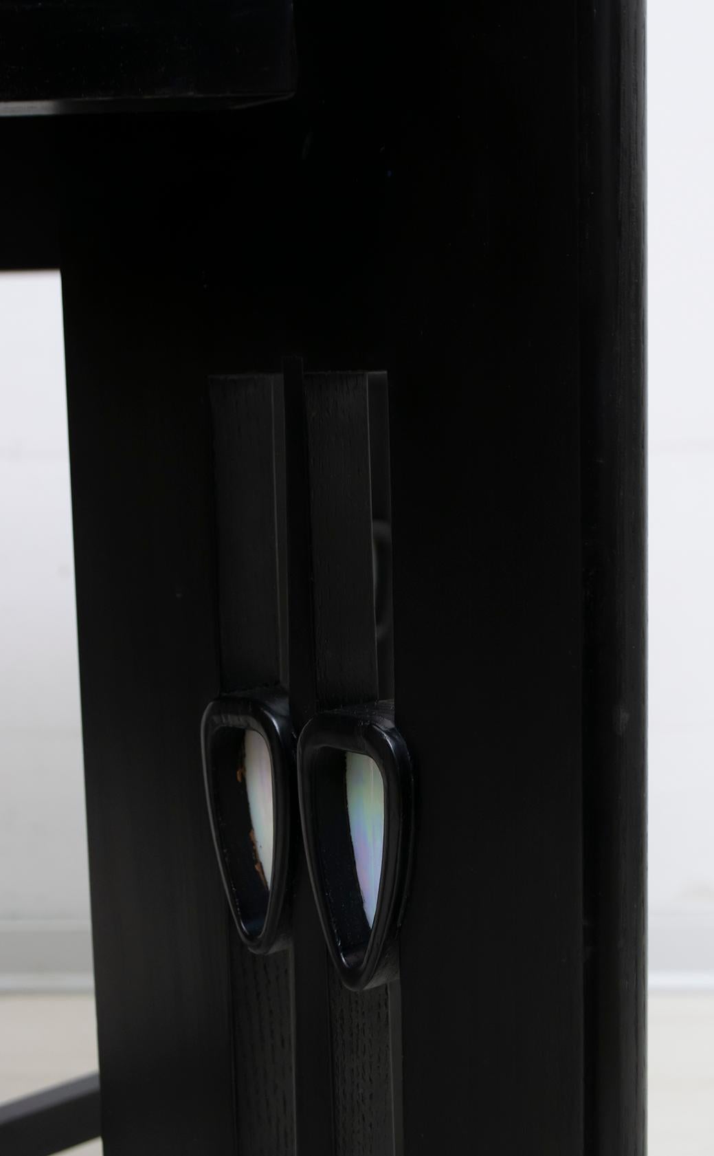 Charles Rennie Mackintosh Coffee Table Oak and Glass Paste, 1970s In Good Condition In Puglia, Puglia