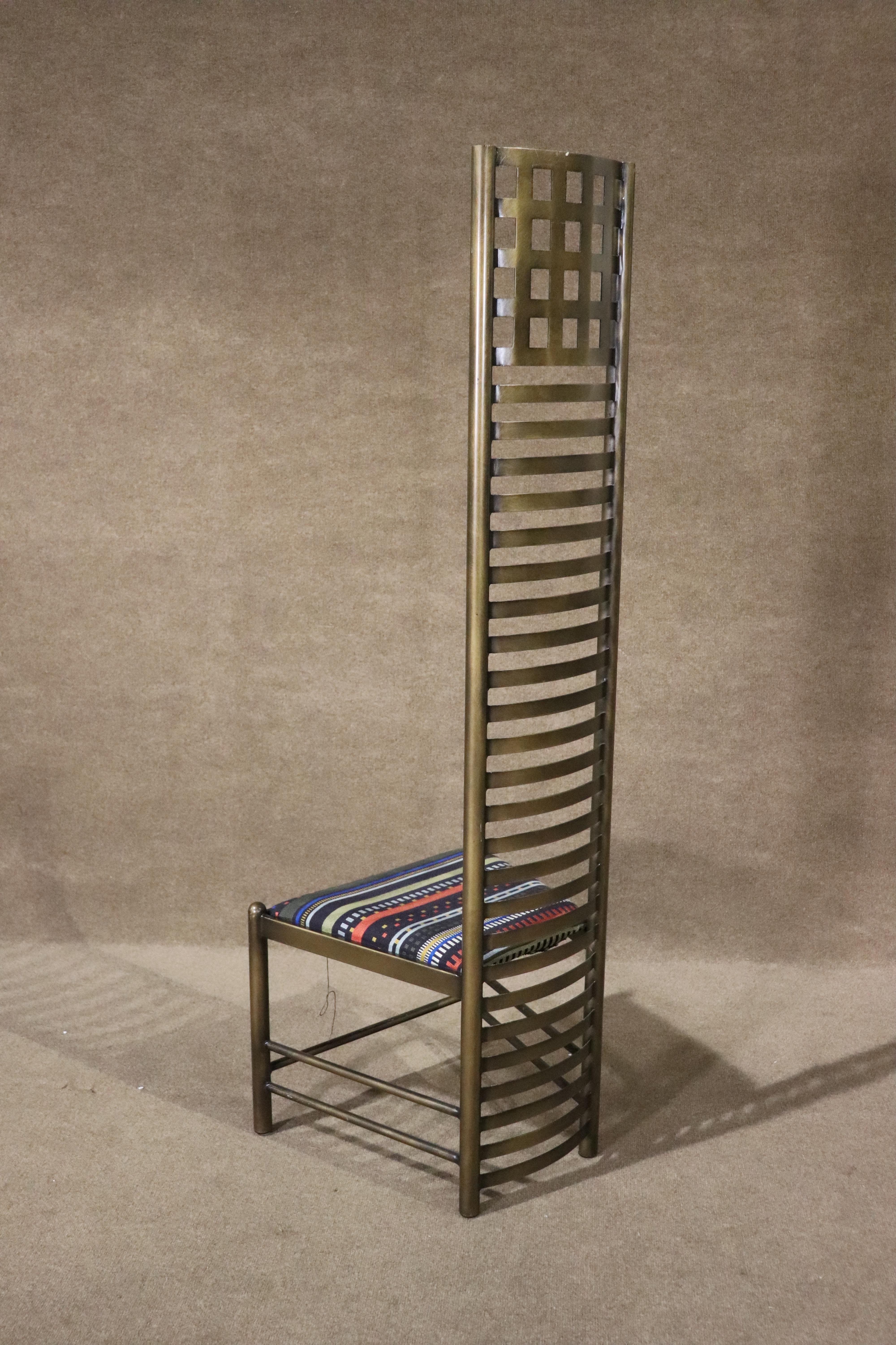 Charles Rennie Mackintosh, entworfener Stuhl von Cassina (20. Jahrhundert) im Angebot