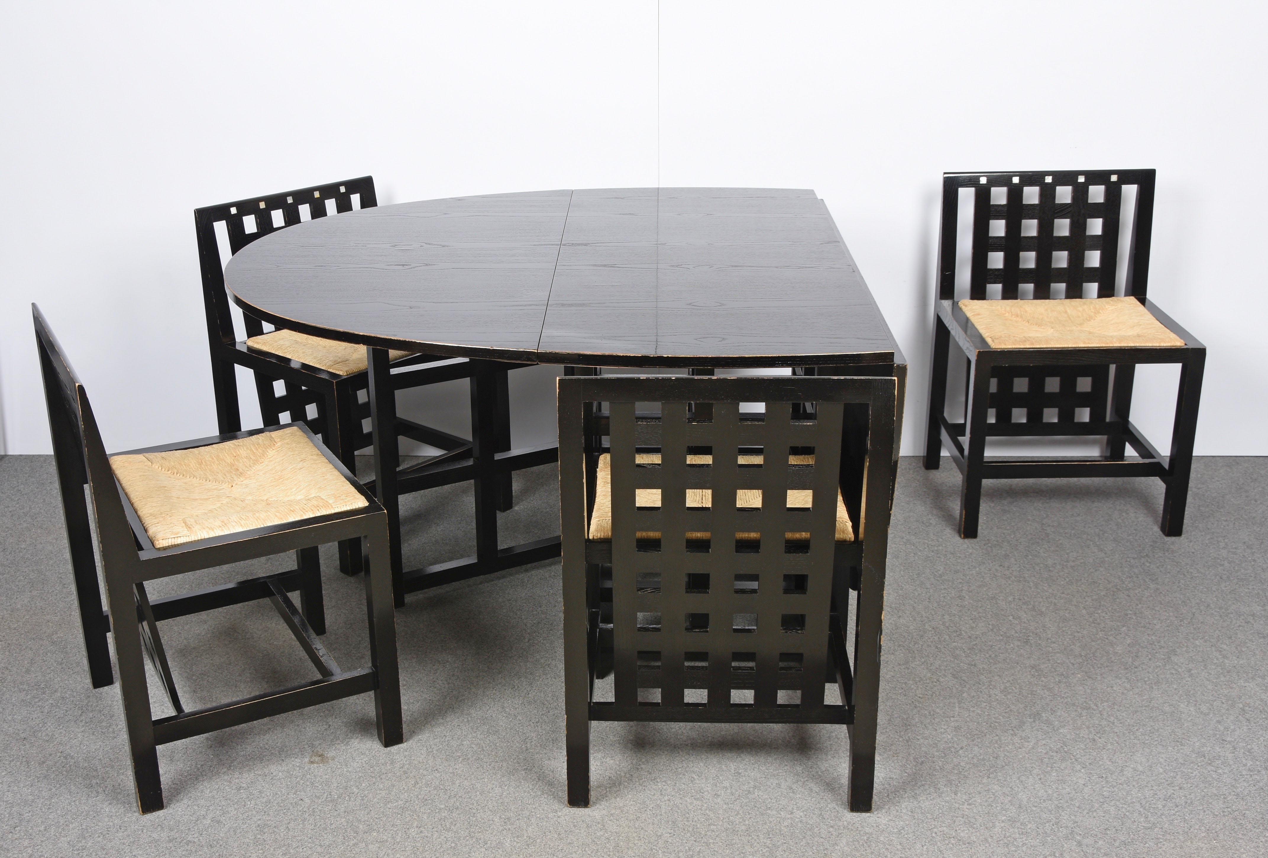 Charles Rennie Mackintosh Ebonized Ash Folding Oval Table DS1, 1970s 2