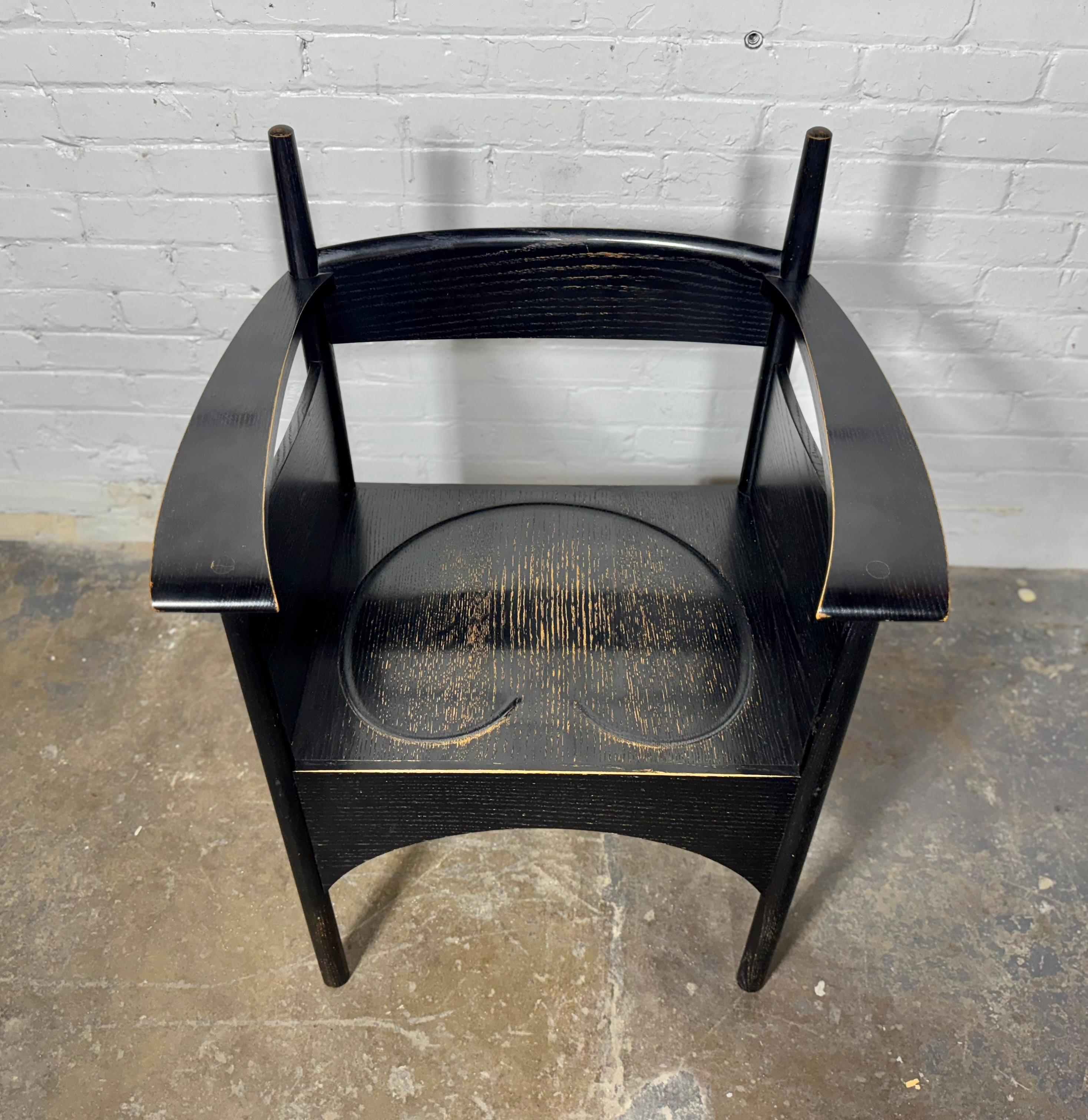 Fauteuil en chêne teinté de style Charles Rennie Mackintosh, salon de thé de la rue Argyle en vente 3