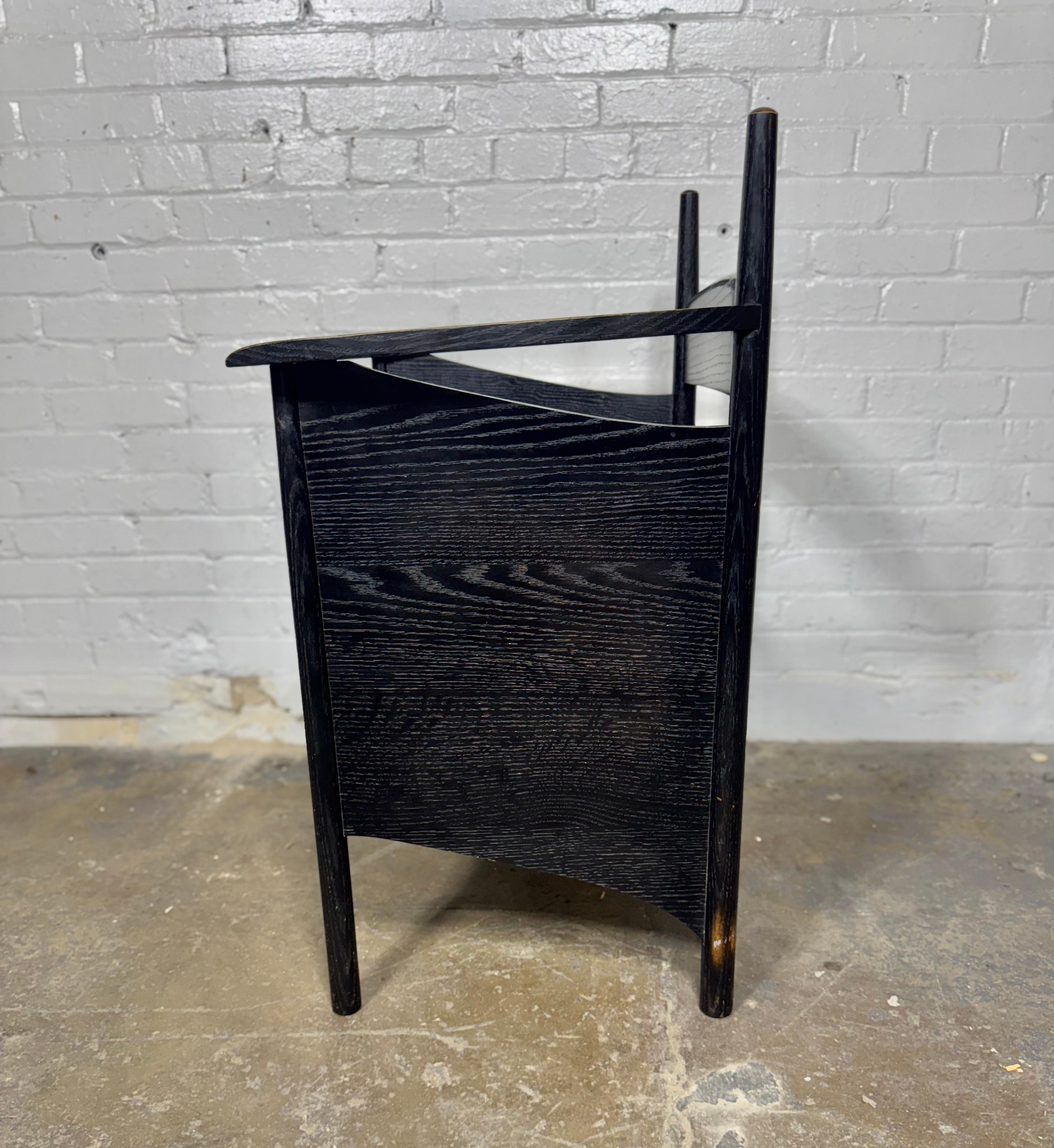 Fin du 20e siècle Fauteuil en chêne teinté de style Charles Rennie Mackintosh, salon de thé de la rue Argyle en vente