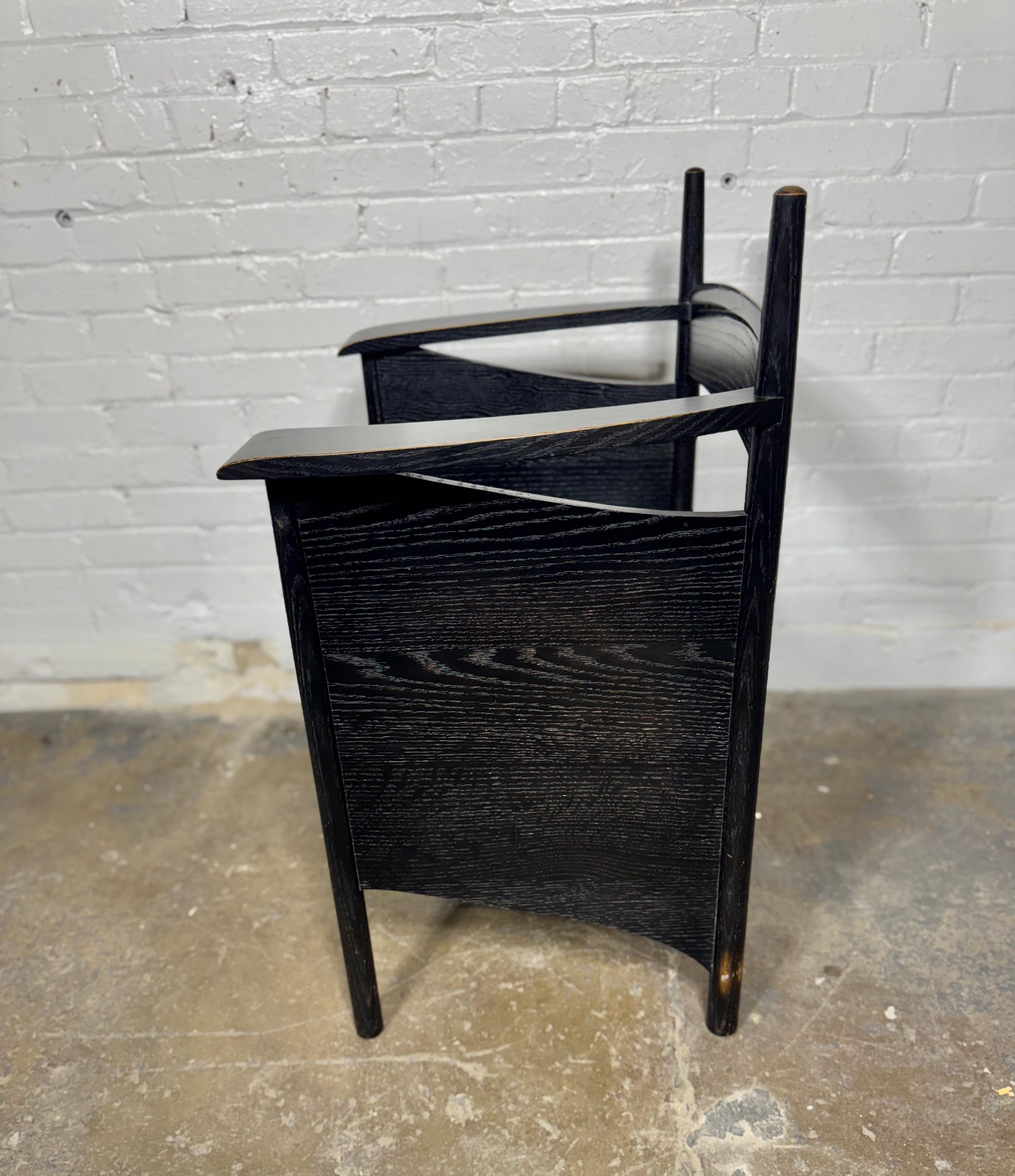 Chêne Fauteuil en chêne teinté de style Charles Rennie Mackintosh, salon de thé de la rue Argyle en vente