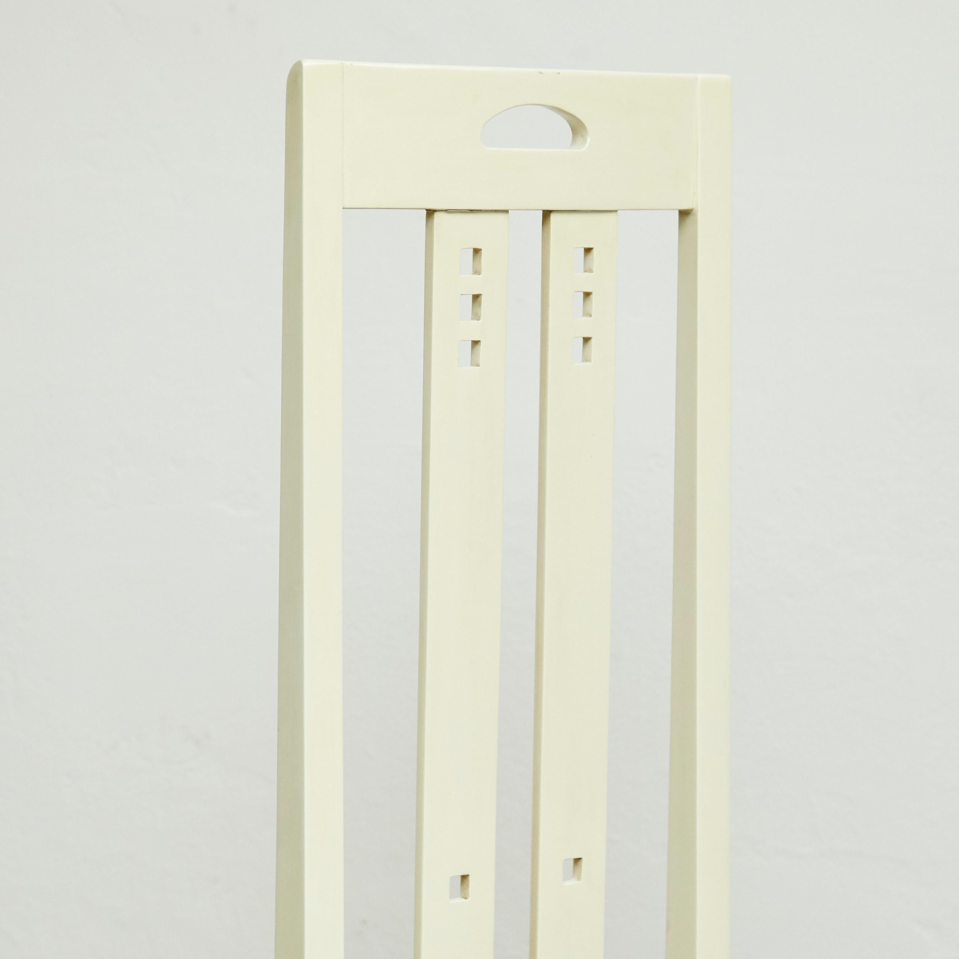 Charles Rennie Mackintosh Weiß lackierter Stuhl, um 1970 11