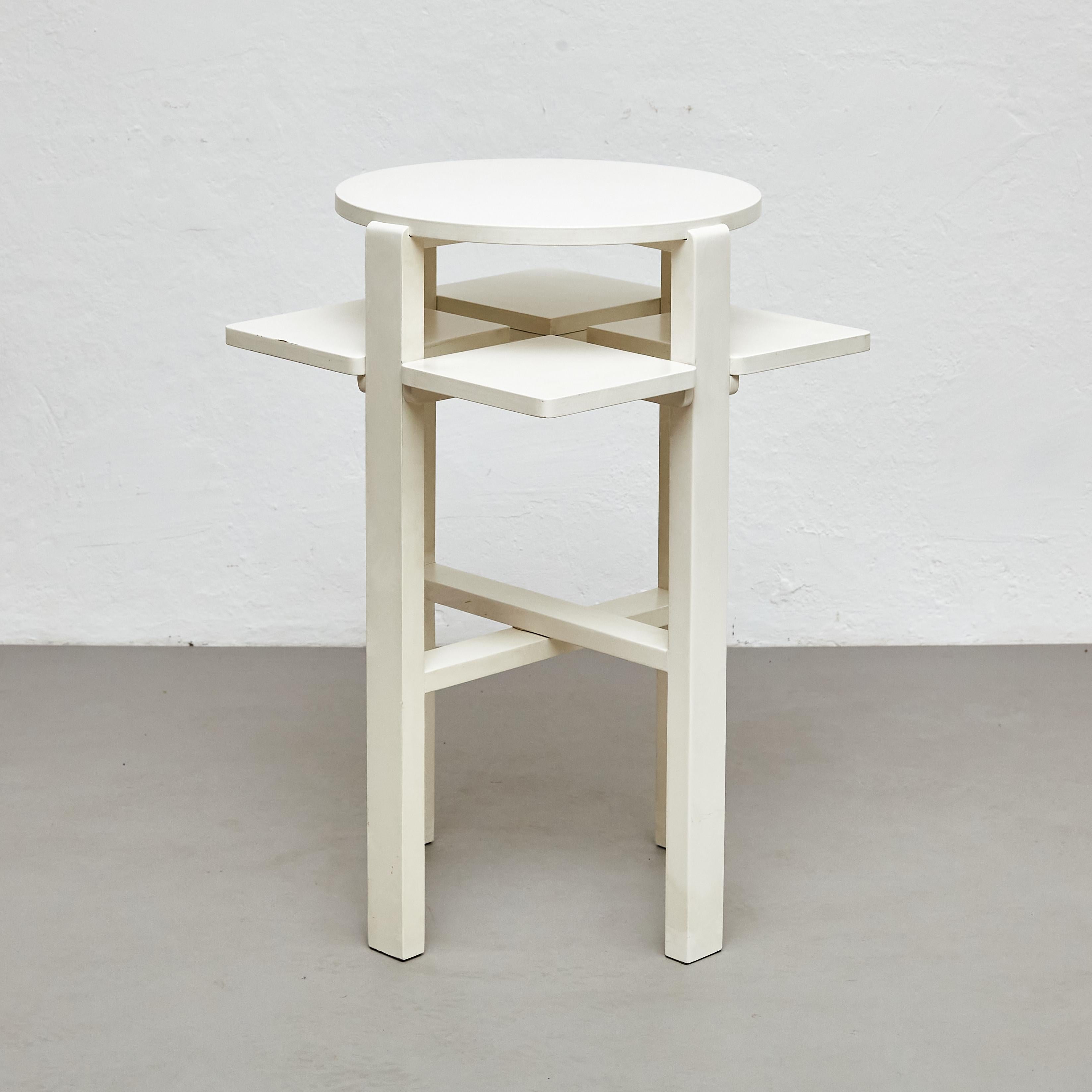 Charles Rennie Mackintosh White Lacquered Domino Side Table, circa 1970 In Good Condition In Barcelona, Barcelona