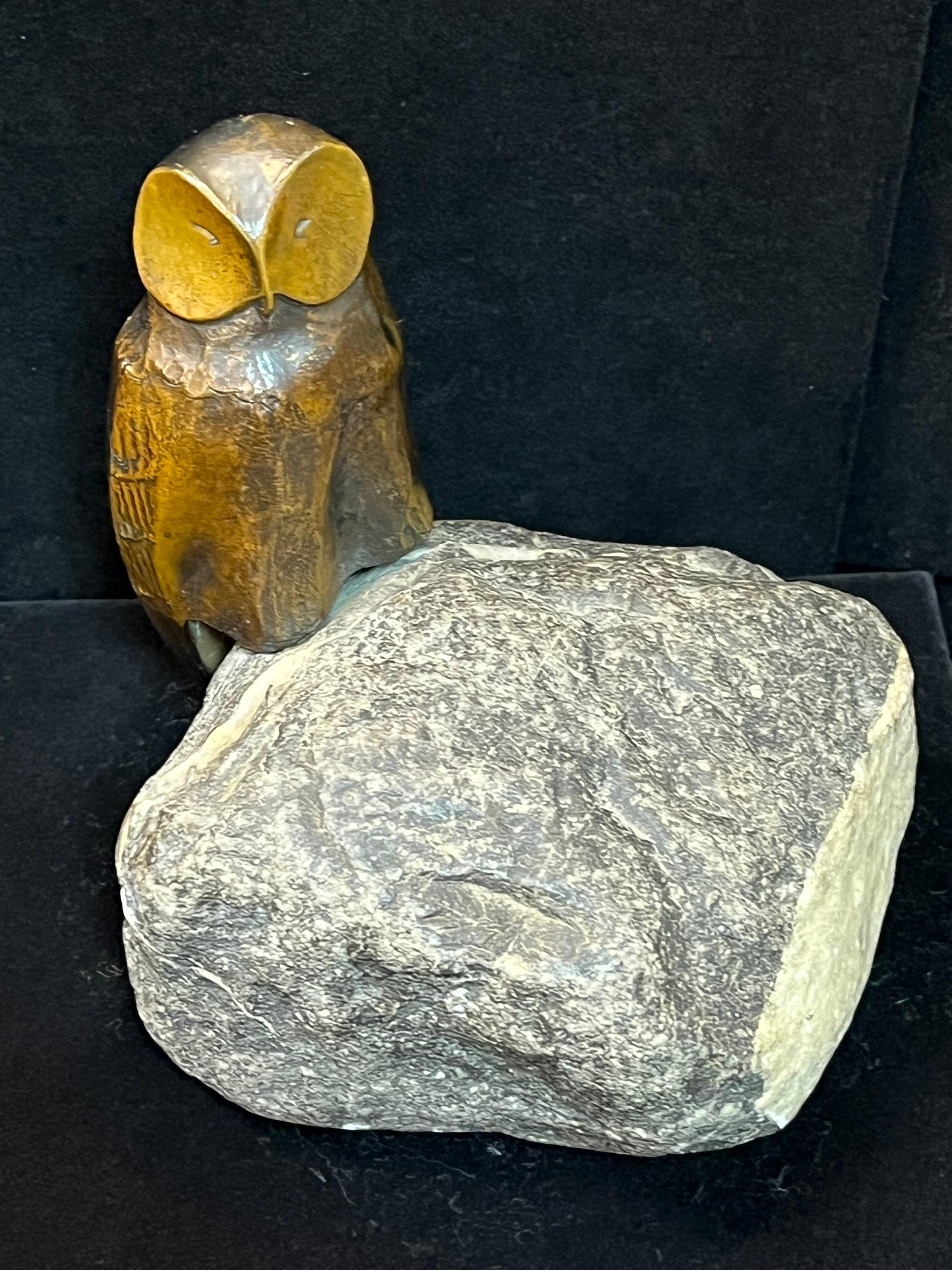 Charles Reussner French Sculpture of a Bronze Owl Perched on a Natural Stone For Sale 2