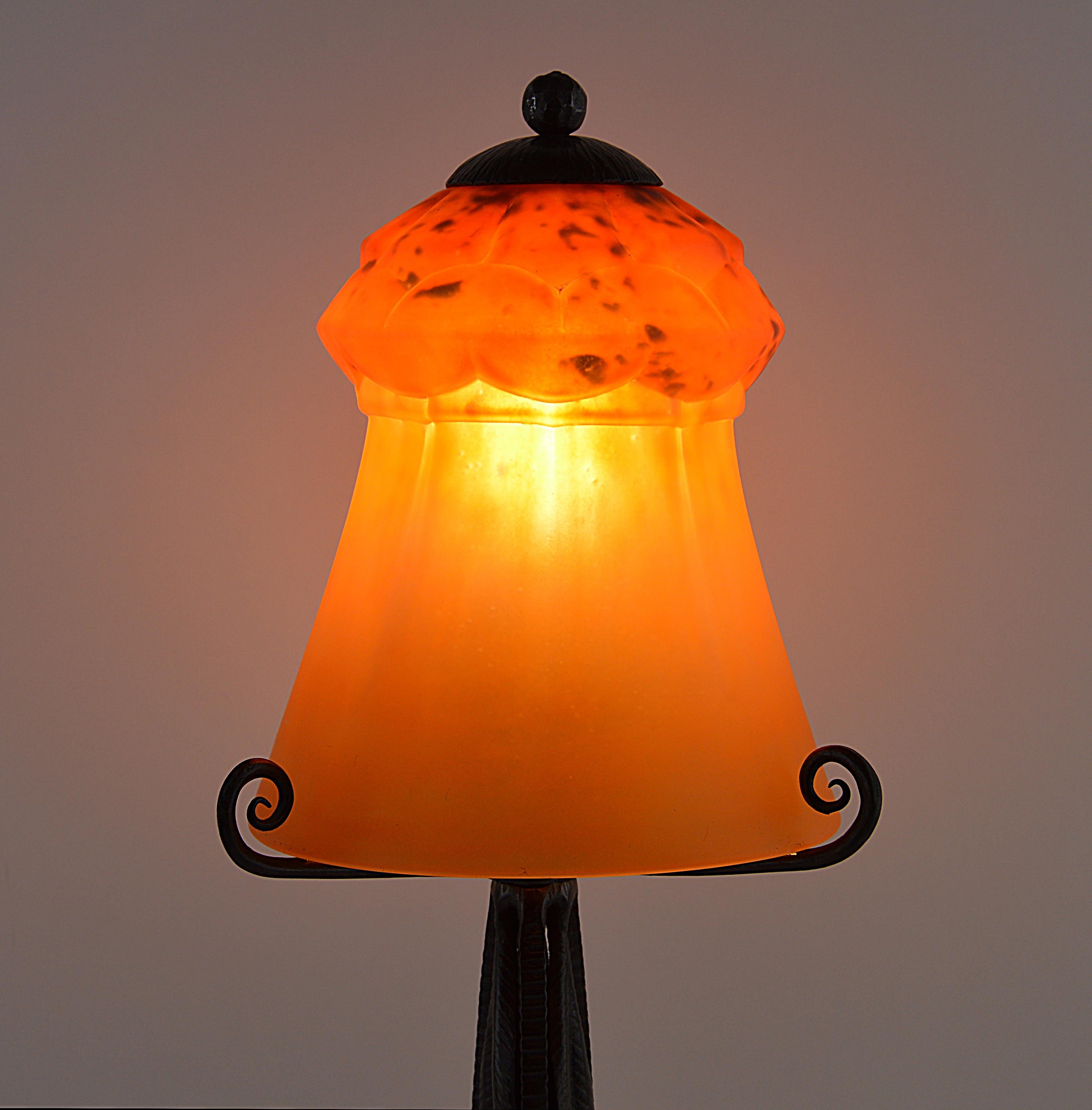 Français Rare lampe de bureau Art déco, Charles Schneider et Henri Fournet, 1920 en vente