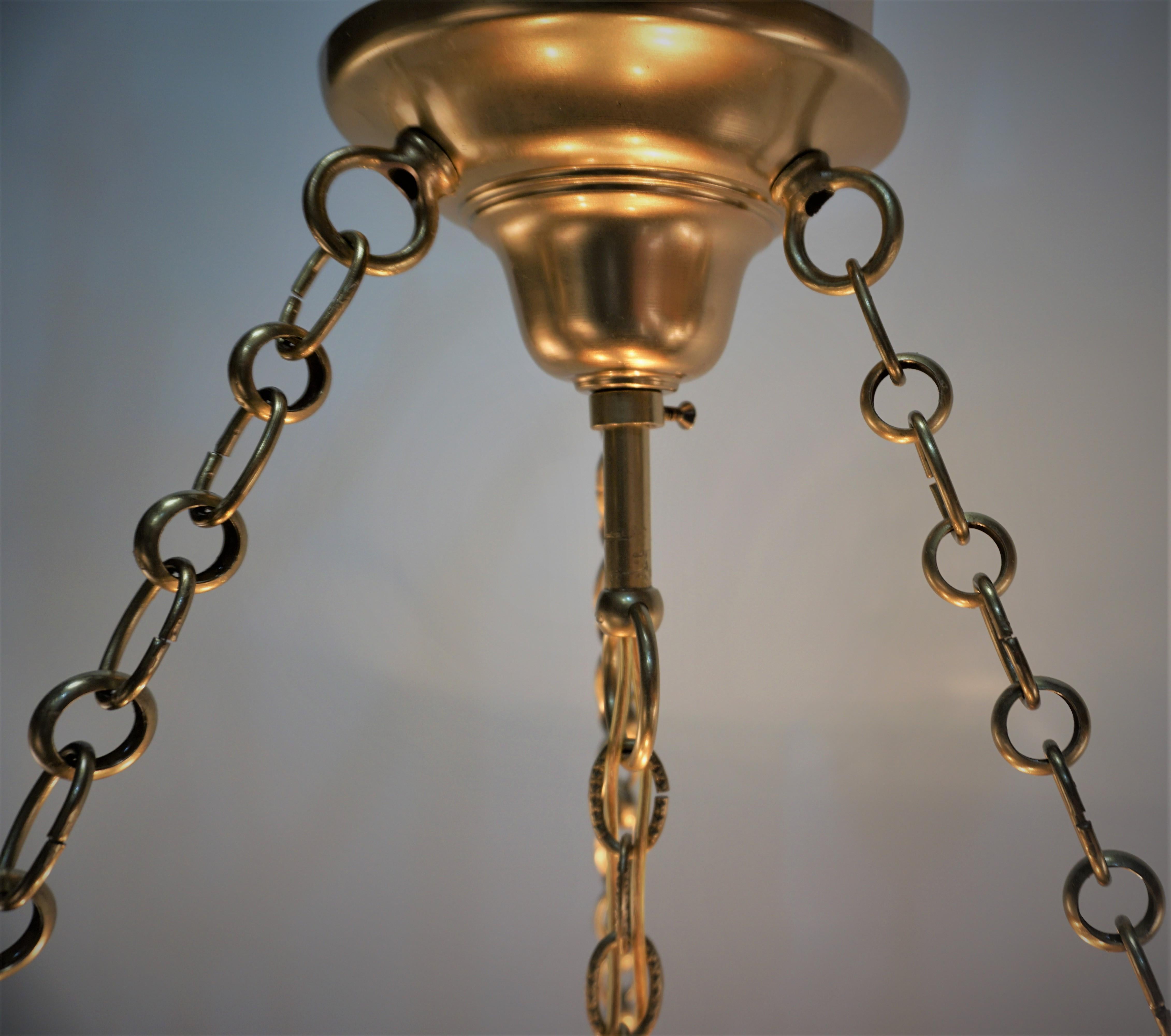 Early 20th Century Charles Schneider Blown Glass Pendent Chandelier For Sale