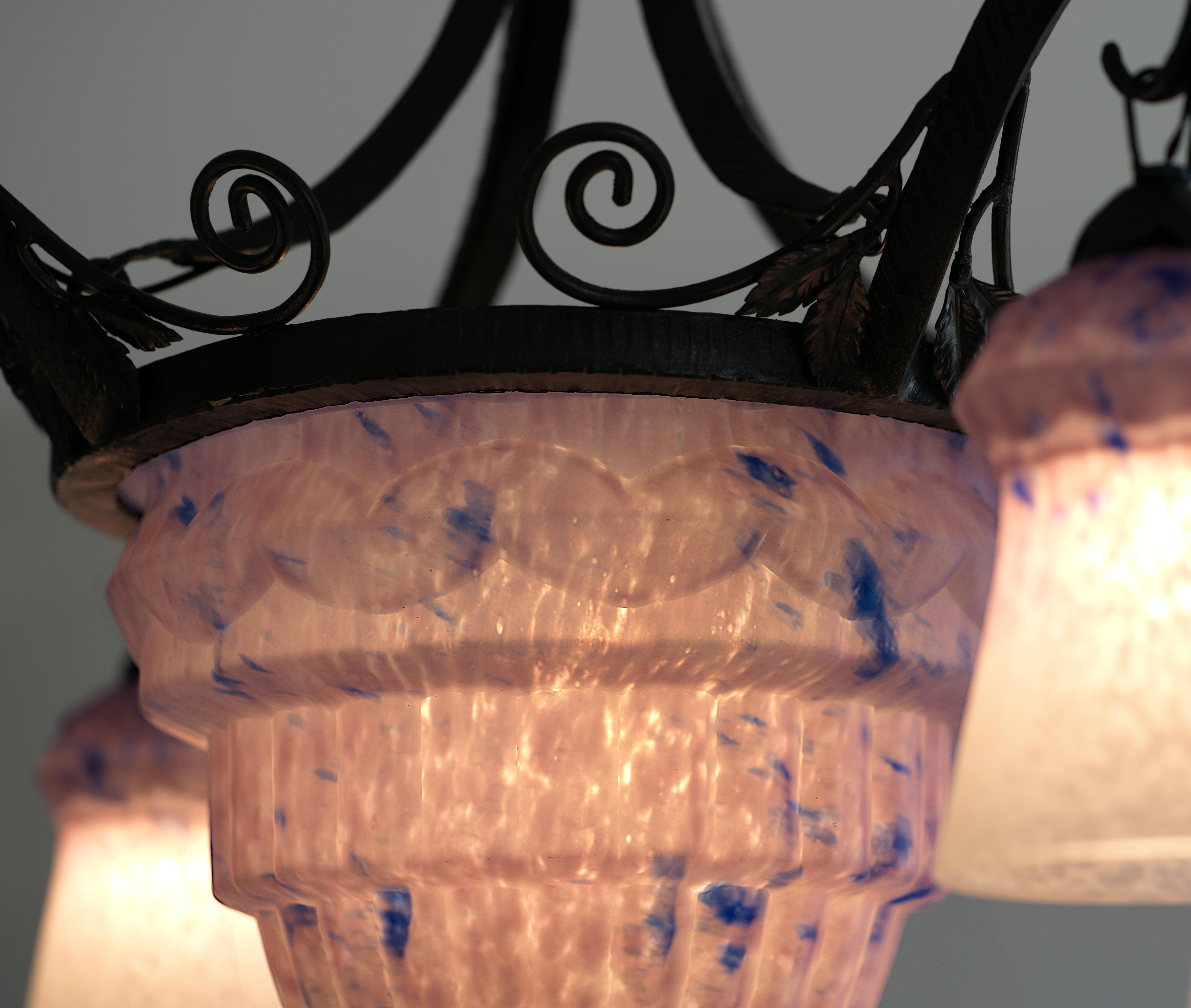 Lampadario Charles Schneider, 1920 in vendita 8