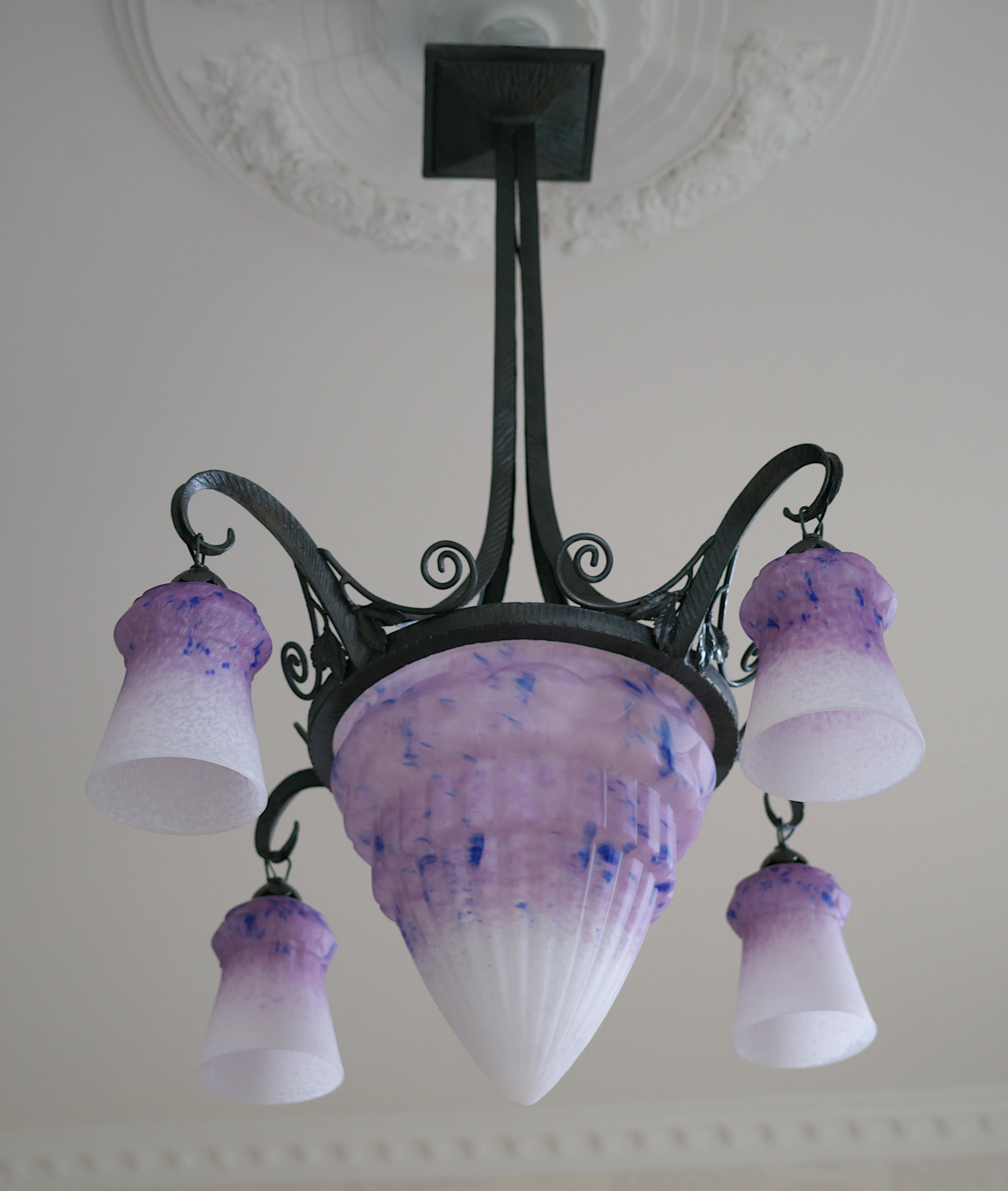Lampadario Charles Schneider, 1920 In condizioni ottime in vendita a Saint-Amans-des-Cots, FR