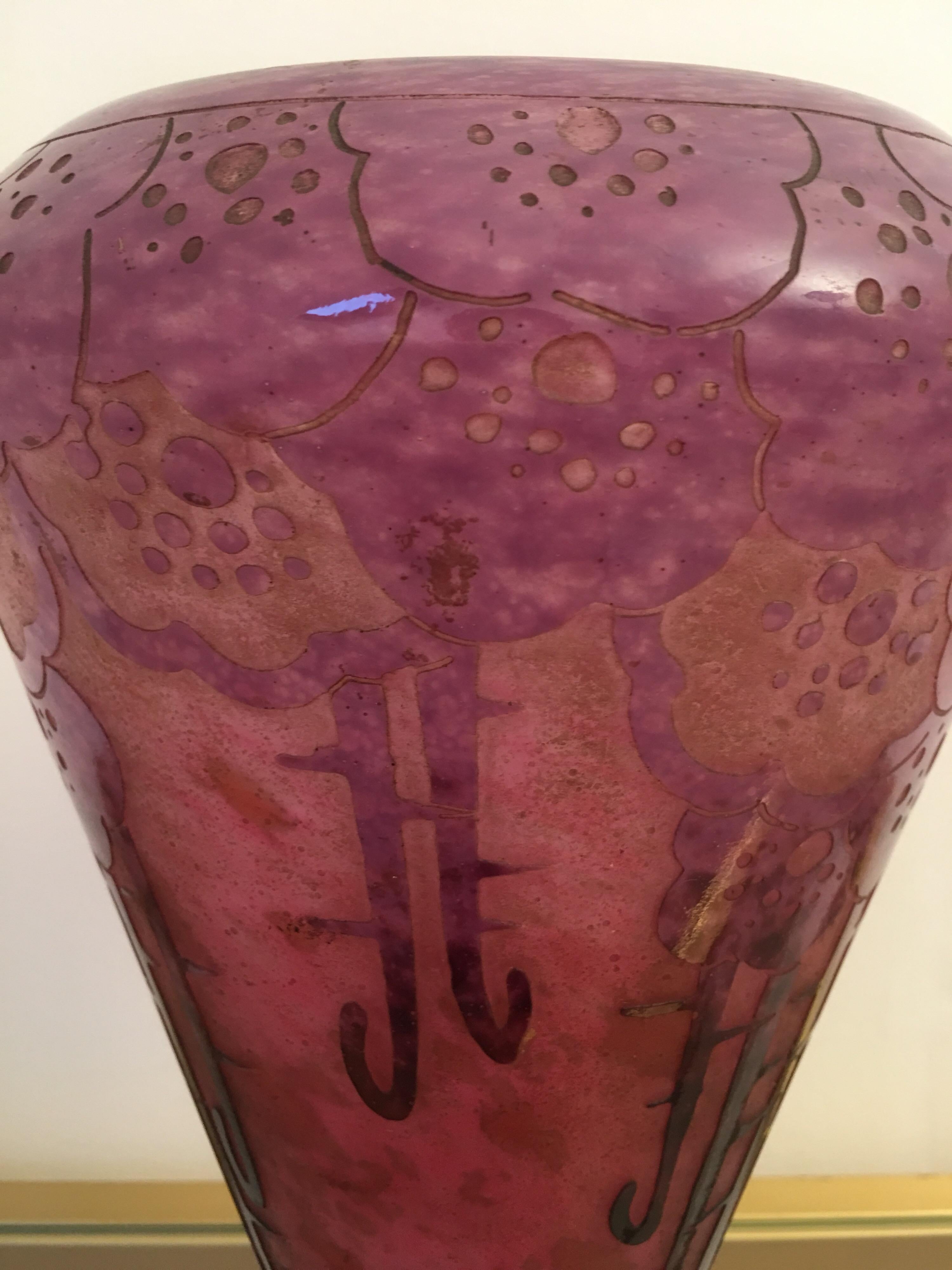 Charles Schneider French Art Deco Glass Vase, Le Verre Francais Charder Signed For Sale 3