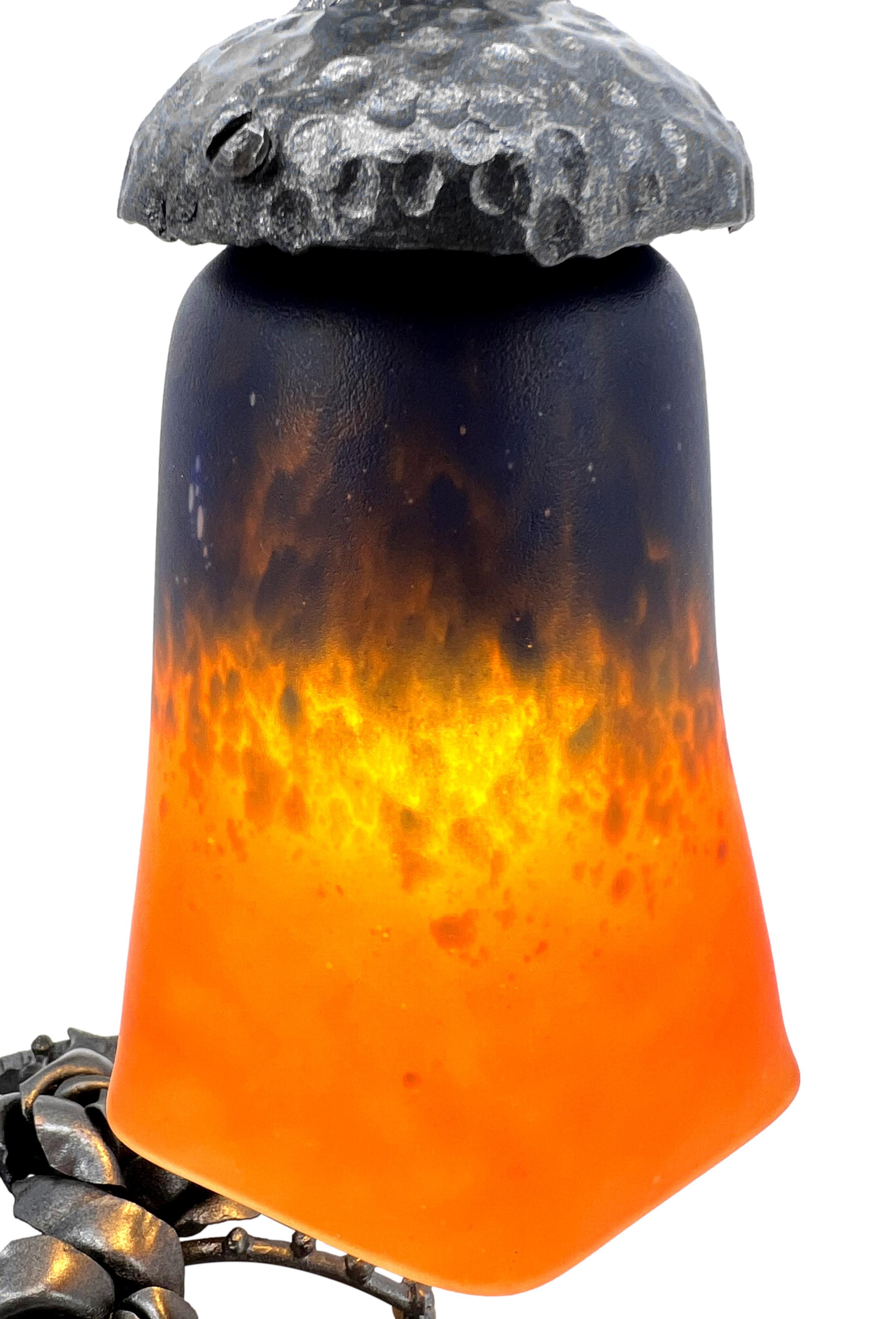 Charles Schneider, French Art Deco Lamp, 1910s (Frühes 20. Jahrhundert) im Angebot