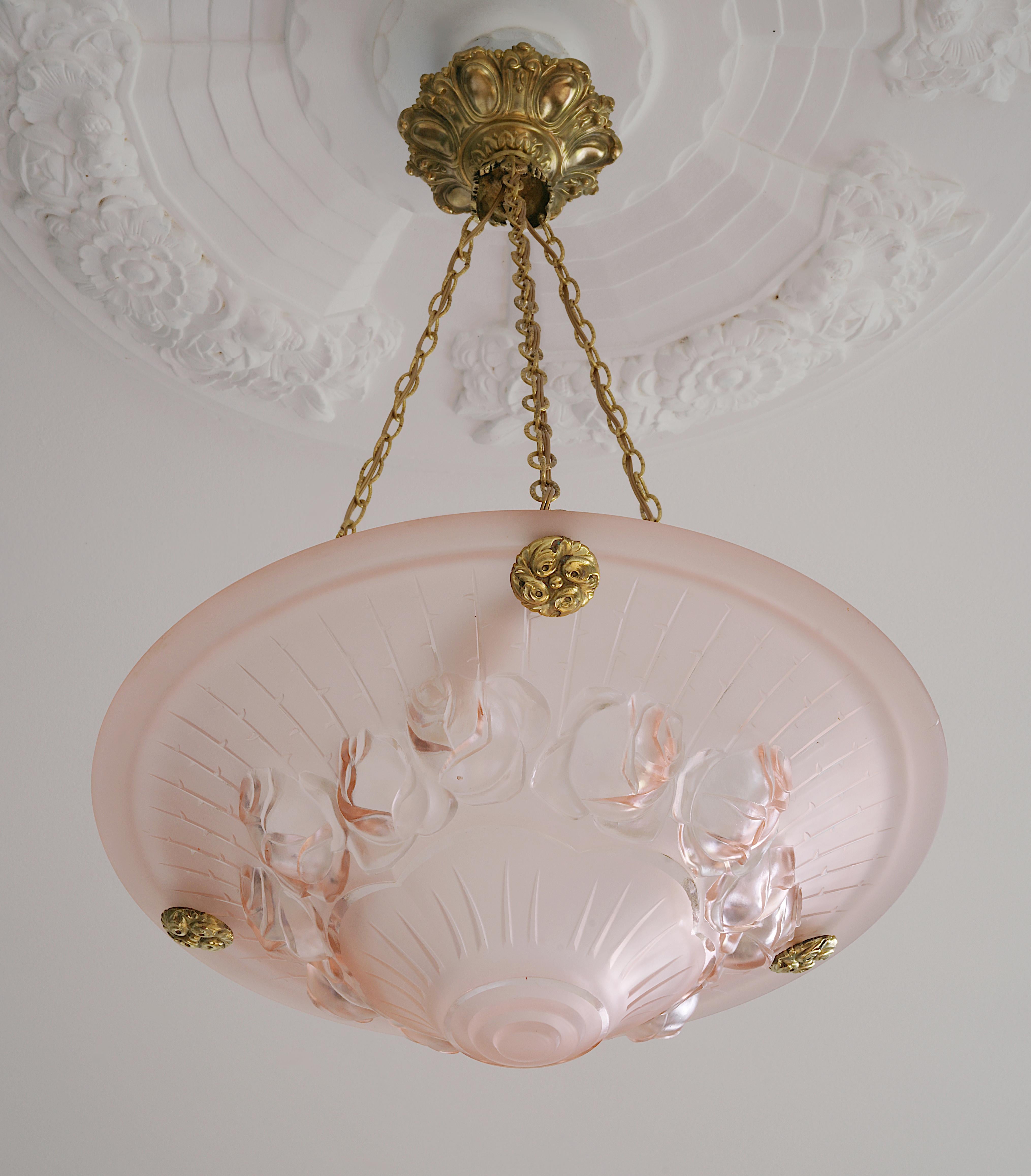 Frosted Charles Schneider, French Art Deco Pink Rose Pendant Chandelier, 1920s