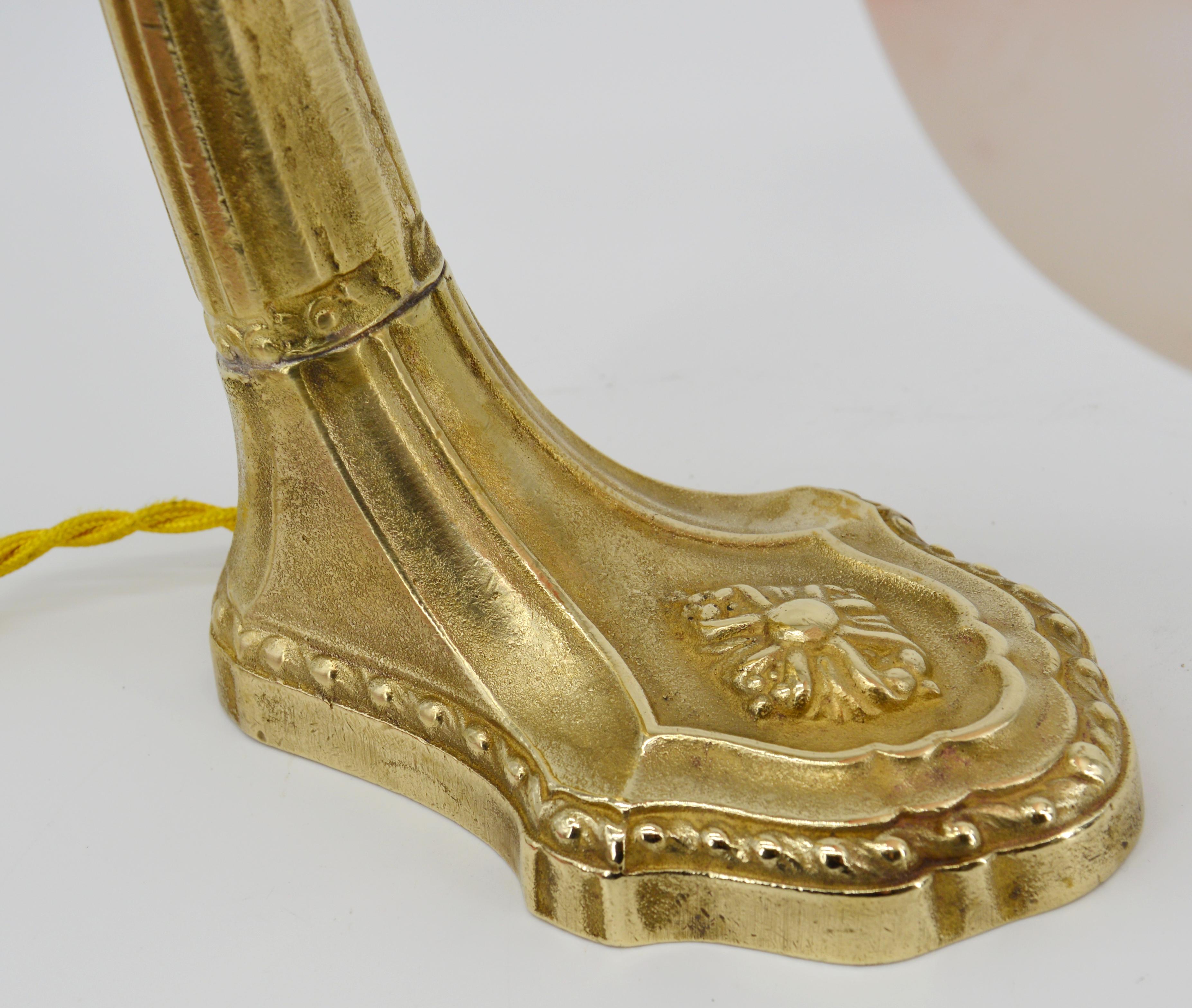 Charles Schneider French Art Deco Swiveling Bronze Table Lamp, ca.1925 4