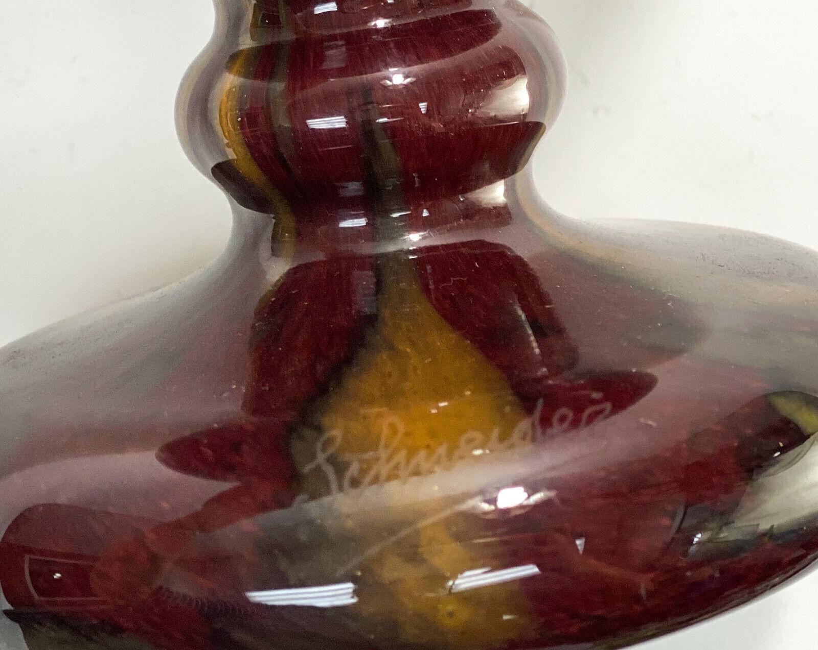 Français Vase en verre d'art français à pieds moulés orange et jaune Charles Schneider en vente