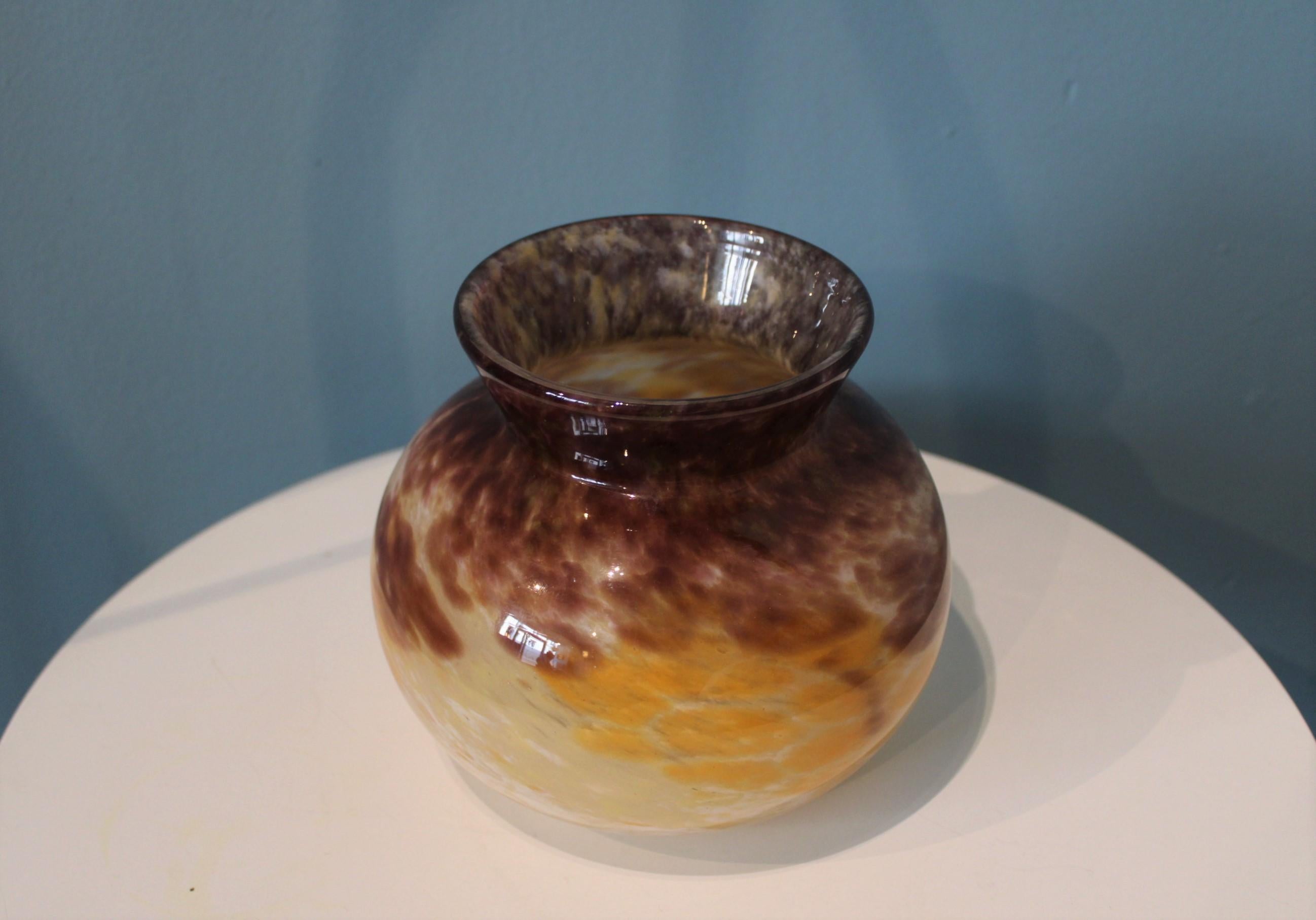 Charles Schneider Glass Vase, France For Sale 4