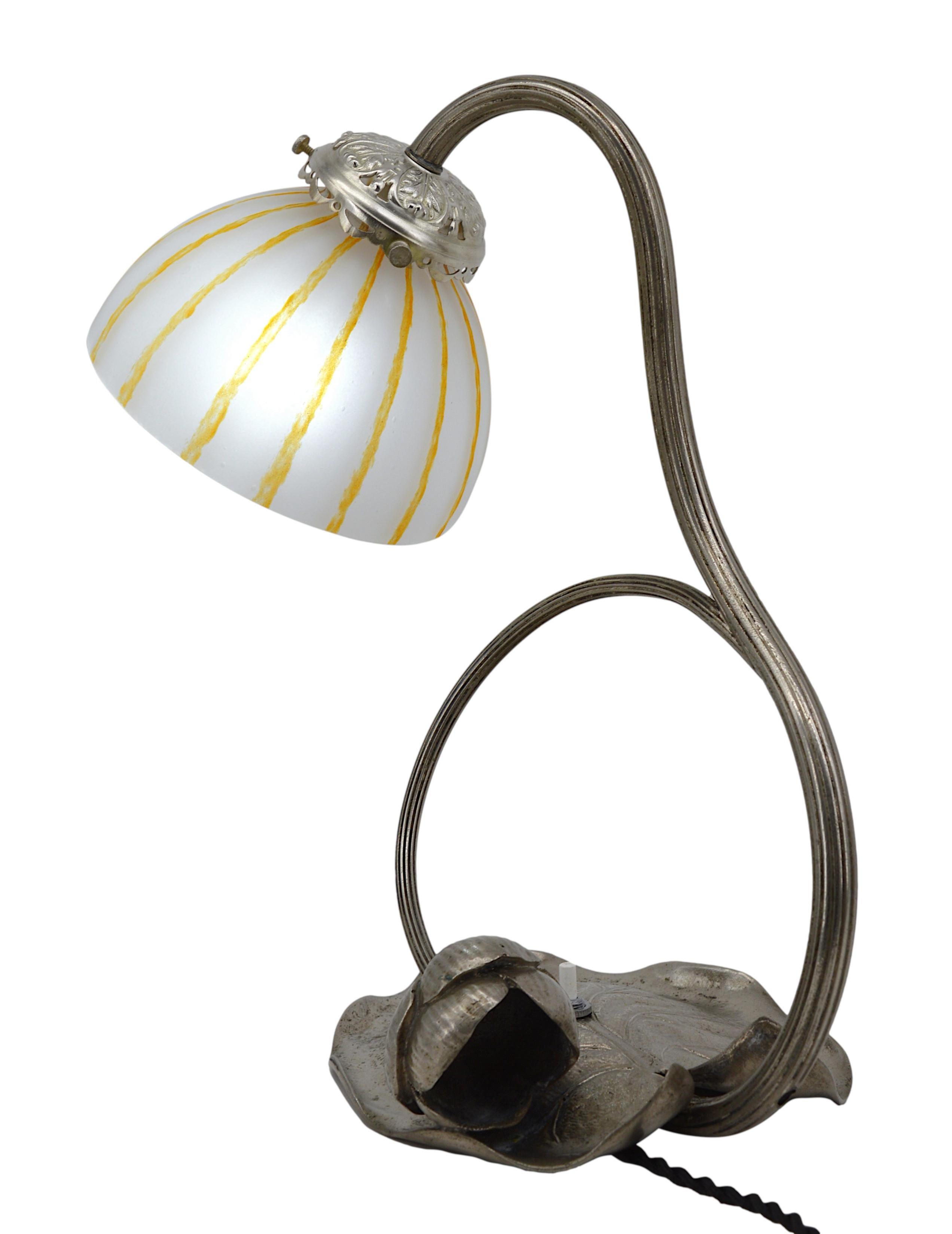 Charles Schneider Le Verre Français Lámpara de sobremesa Art Déco, 1919 en Excelente estado para la venta en Saint-Amans-des-Cots, FR