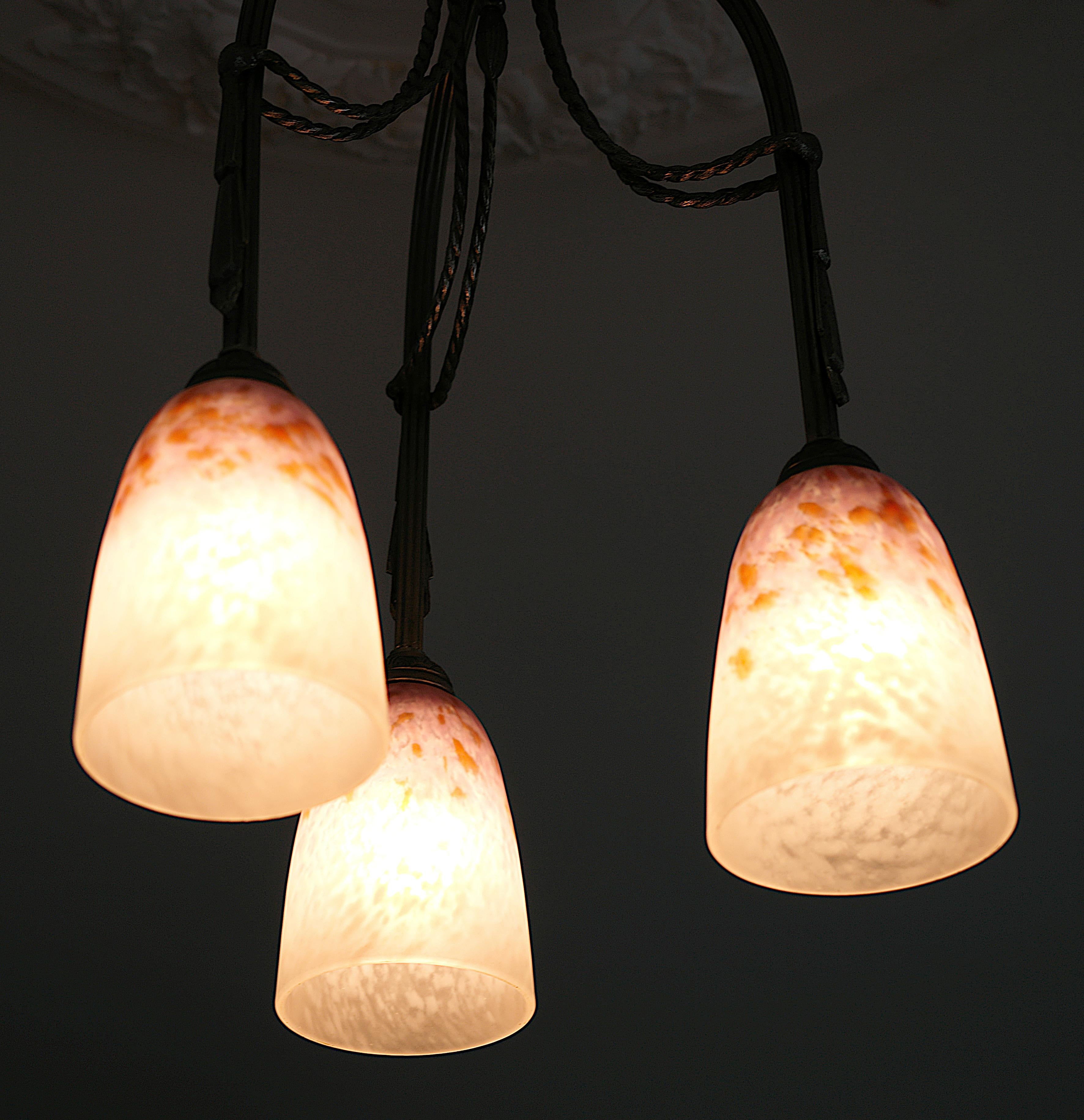 Charles Schneider Raro lampadario Art Deco, 1920 In condizioni ottime in vendita a Saint-Amans-des-Cots, FR
