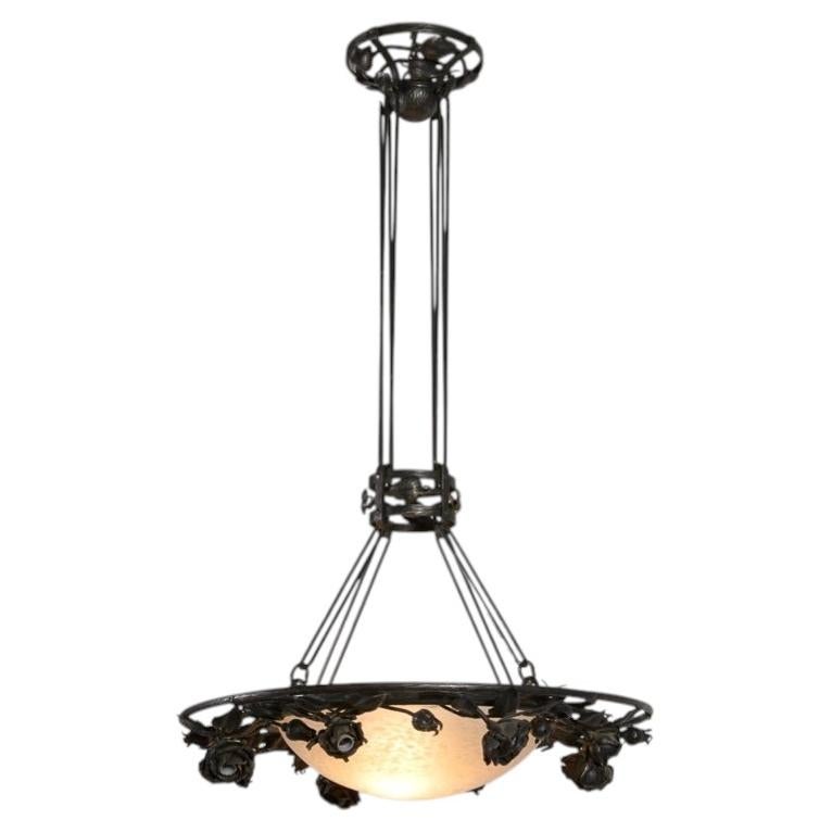 Charles Schneider, Round Iron Chandelier with Roses, France, circa 1920 For Sale