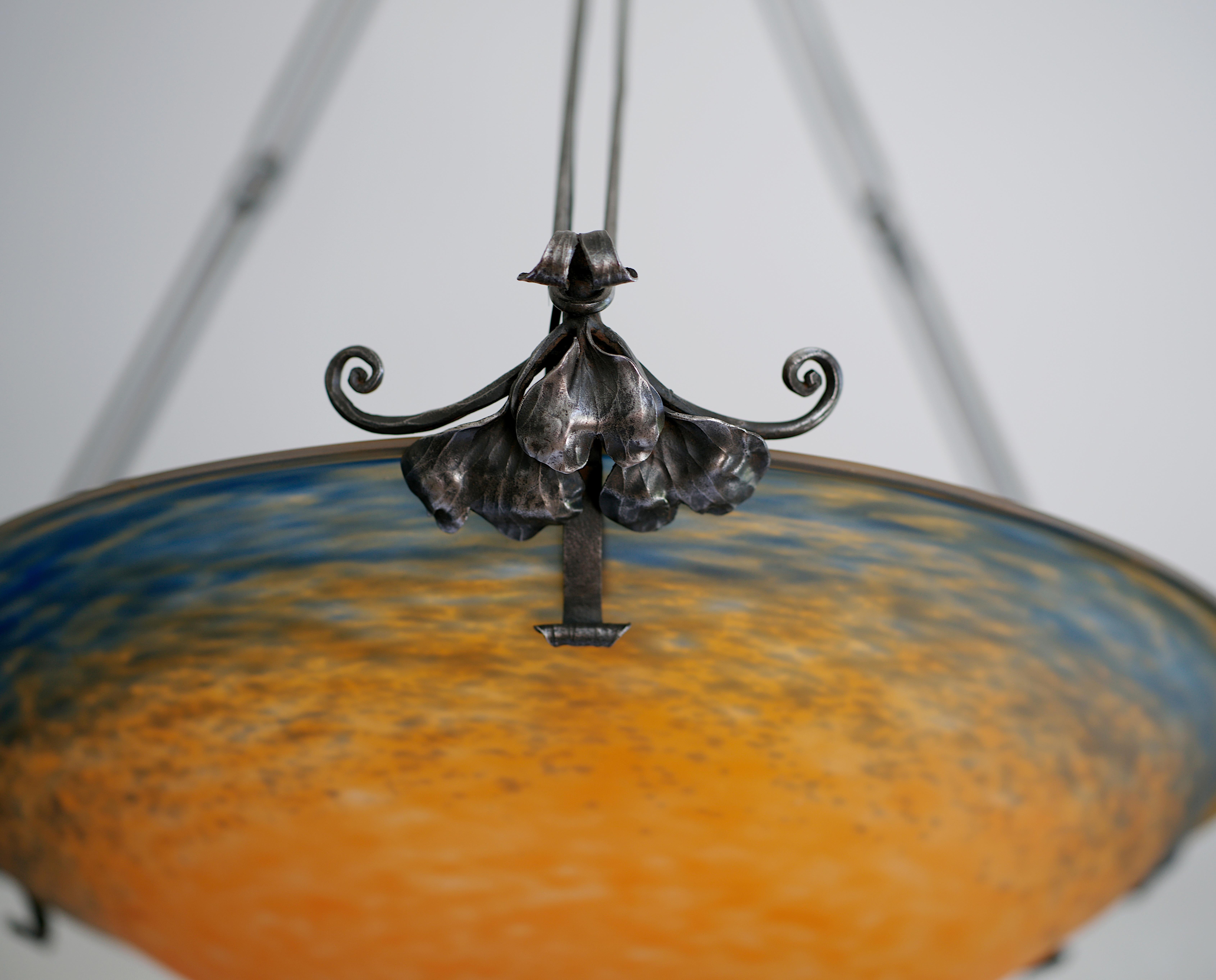 Charles Schneider, Wide French Art Deco Pendant Chandelier, 1910s For Sale 6
